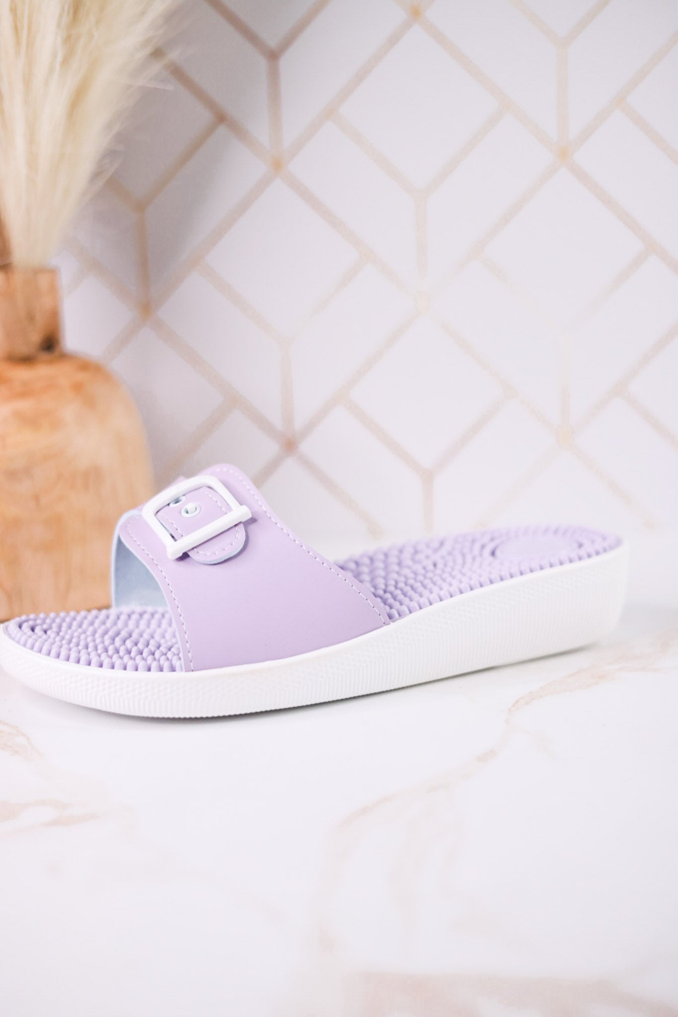 Lilac Flexus Sabala Sandals W/ Massaging Footbed