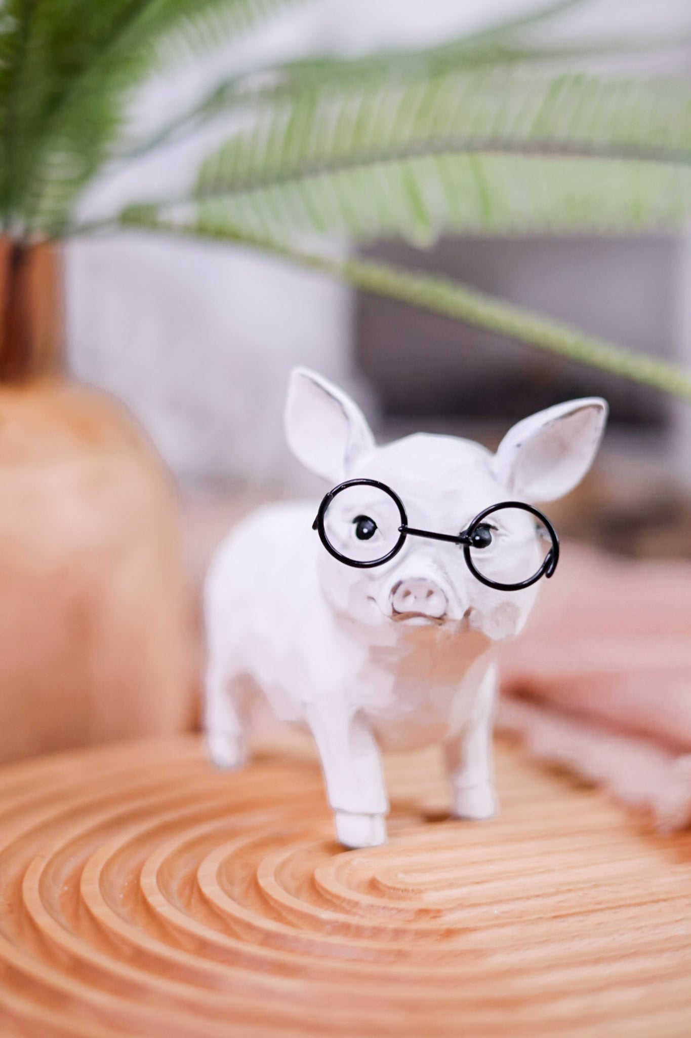 5" Resin Pig with Glasses Figurine (2 Styles)