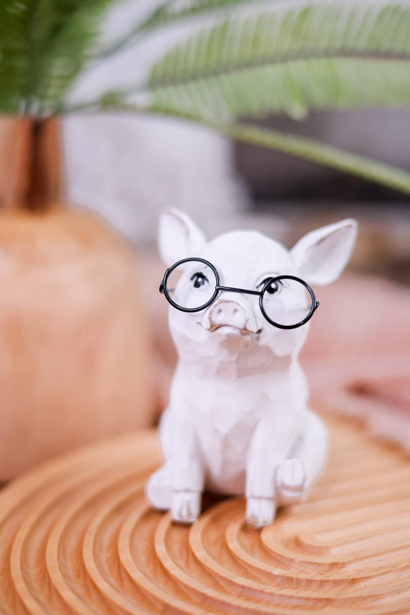 5" Resin Pig with Glasses Figurine (2 Styles)