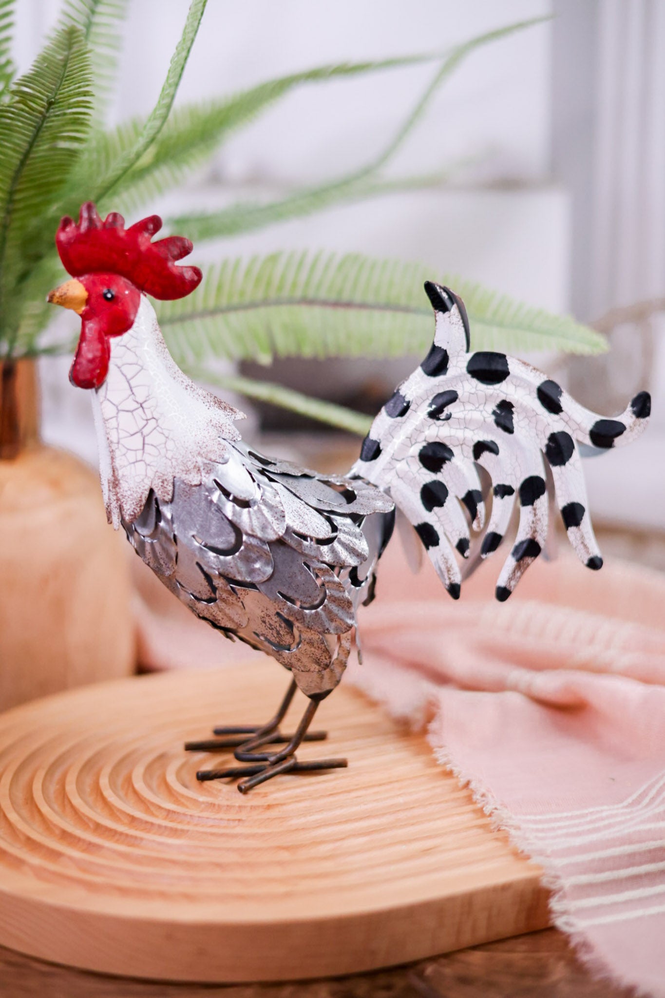 Metal Rooster Tabletop Decor (3 Styles)