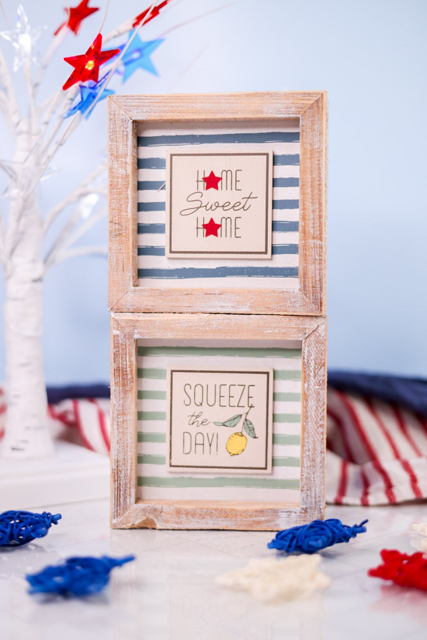 Reversible "Home Sweet Home & Squeeze The Day Wooden Sign