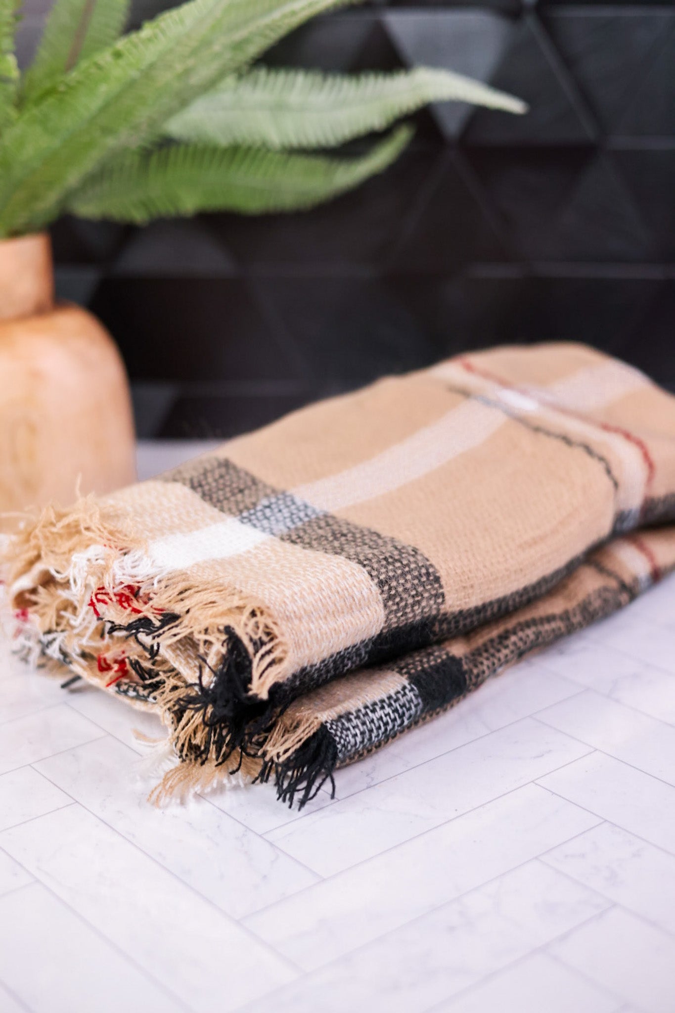 Plaid Blanket Scarf (Two Colors)