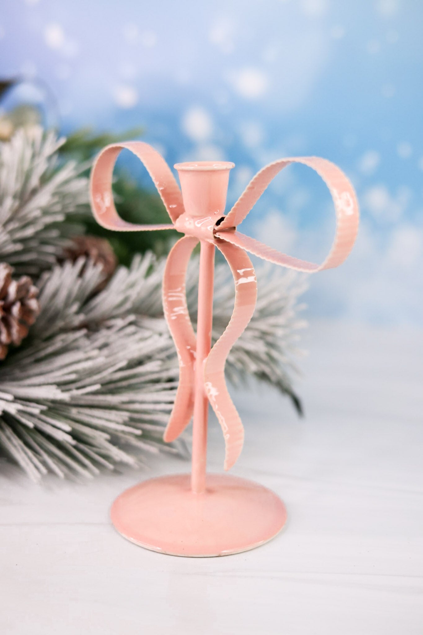 Very Merry Small Bow Taper Holder In Pink
