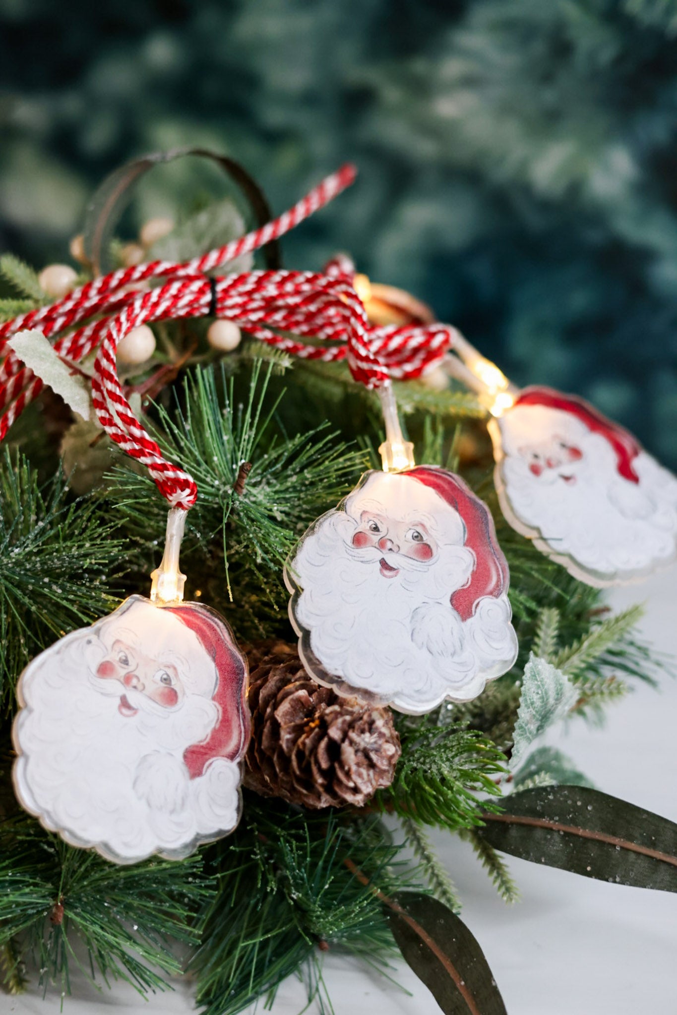 LED Santa Acrylic Christmas Garland