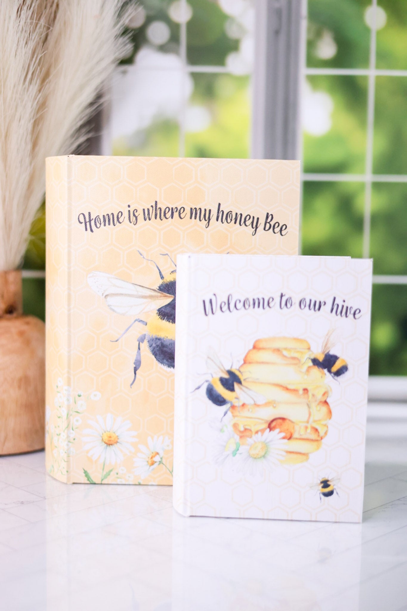 Decorative Bee Book Box (2 Styles)