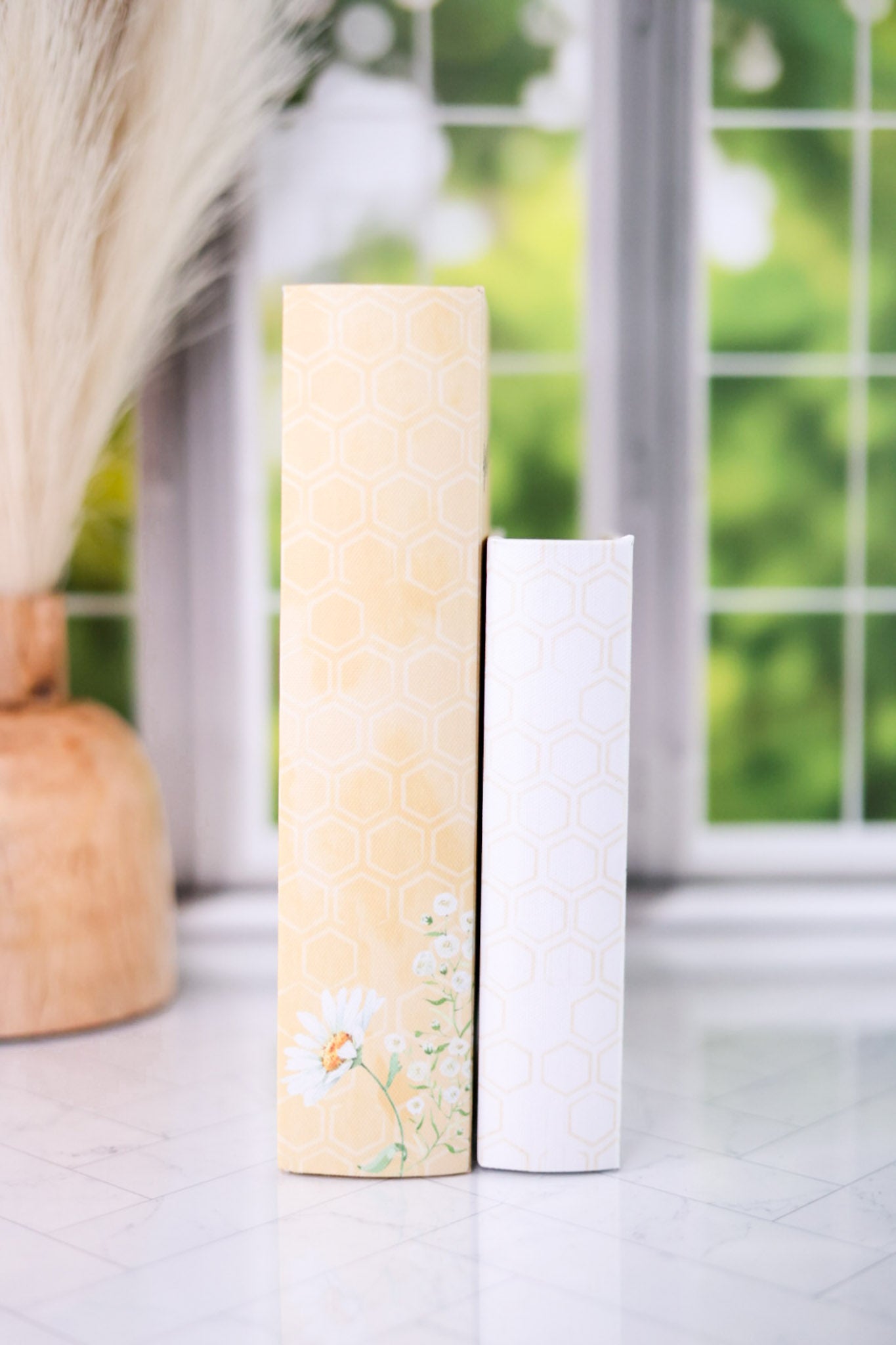 Decorative Bee Book Box (2 Styles)