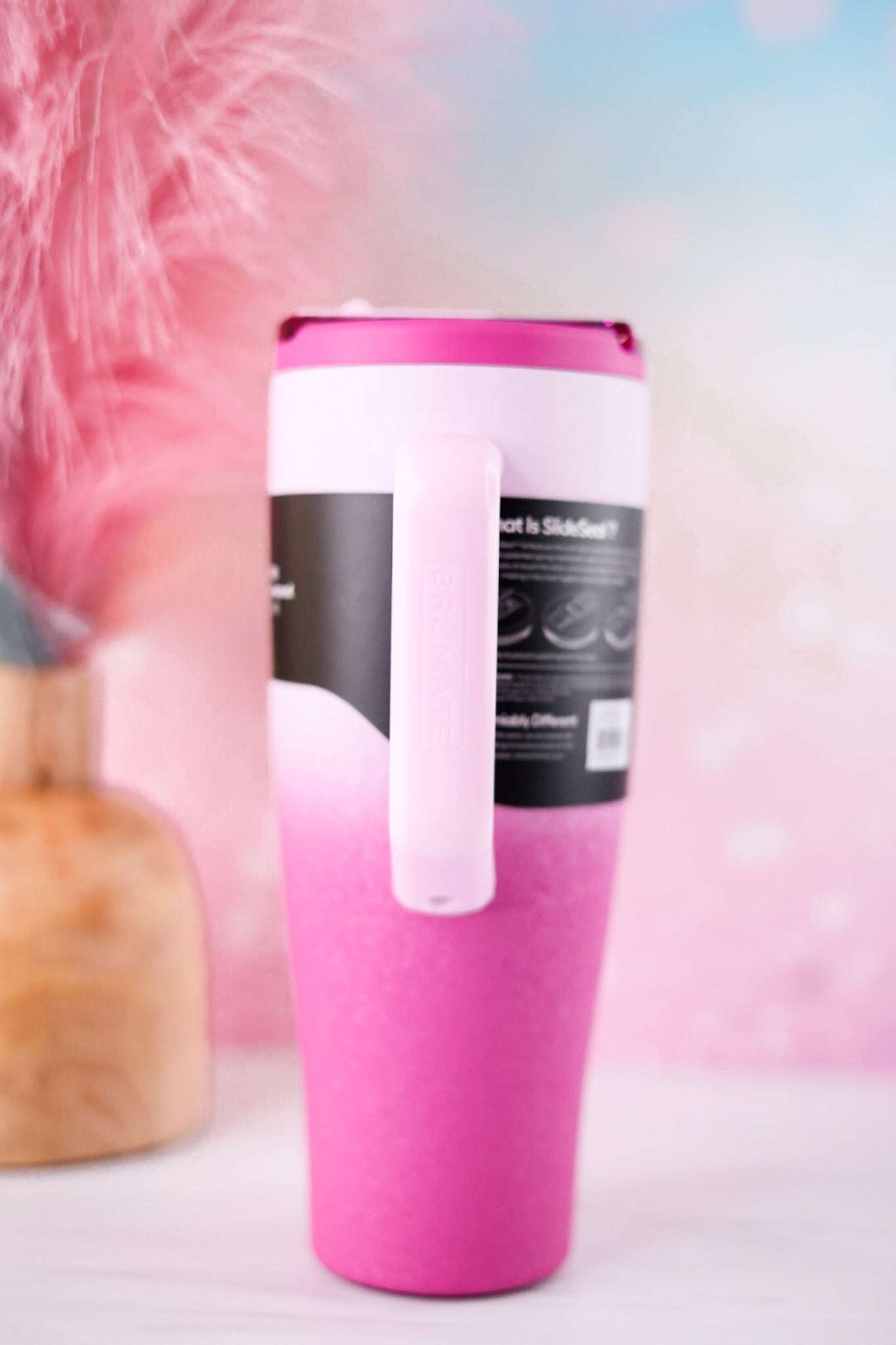 Brumate Frosted Rose 40oz Era Flip Tumbler