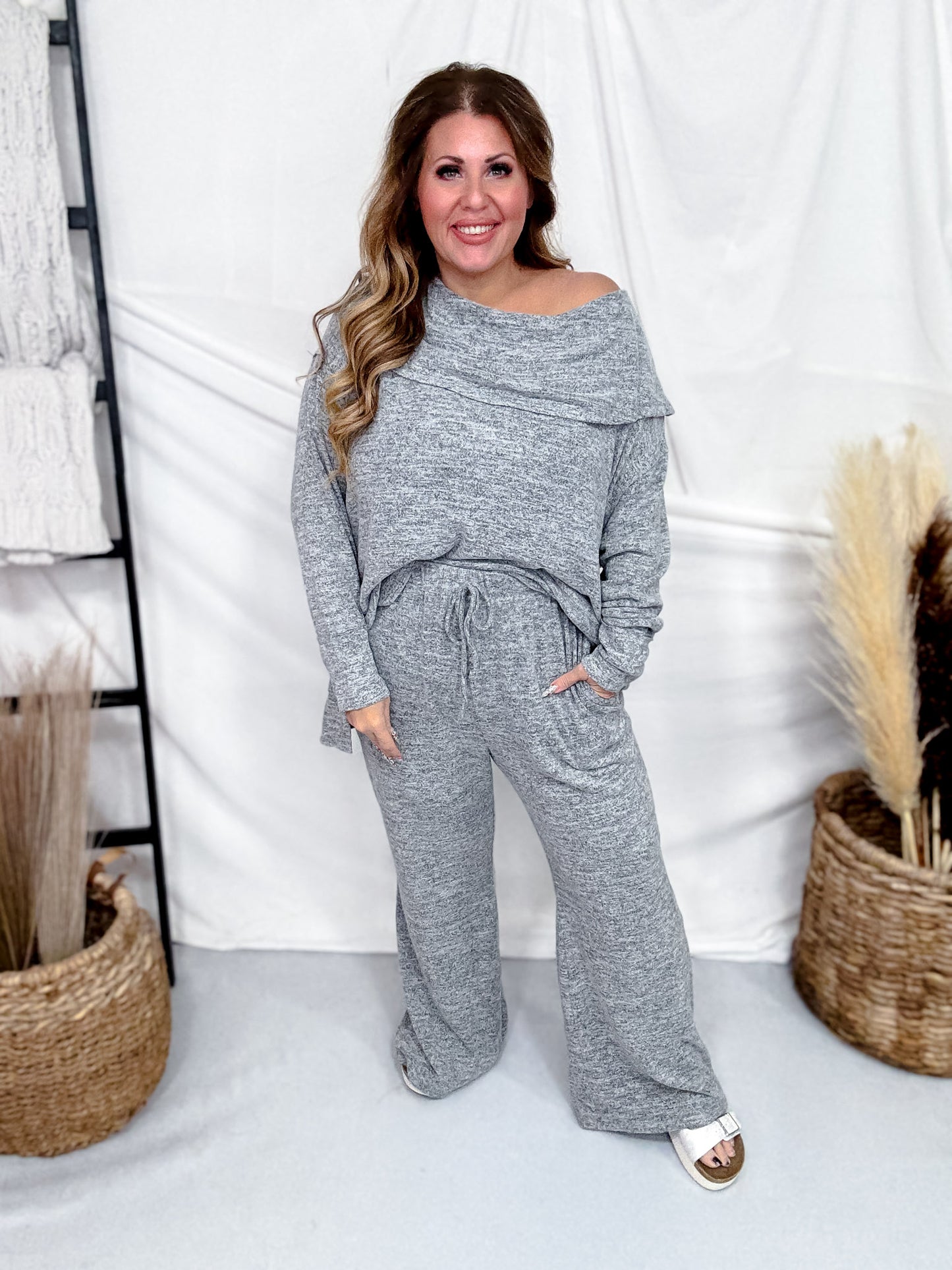 Brushed Soft Off Shoulder Top & Flare Pants Set (8 Colors)