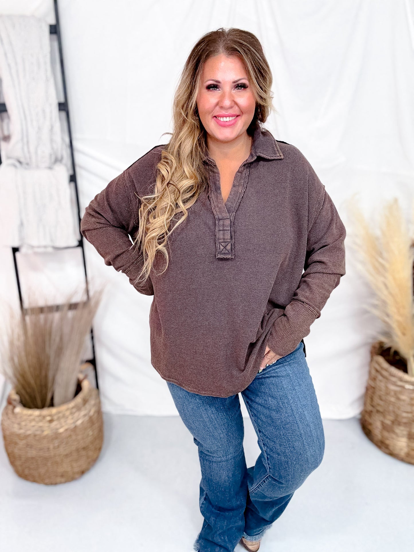 Waffle Knit V-Neck Long Sleeve Top In Espresso Brown