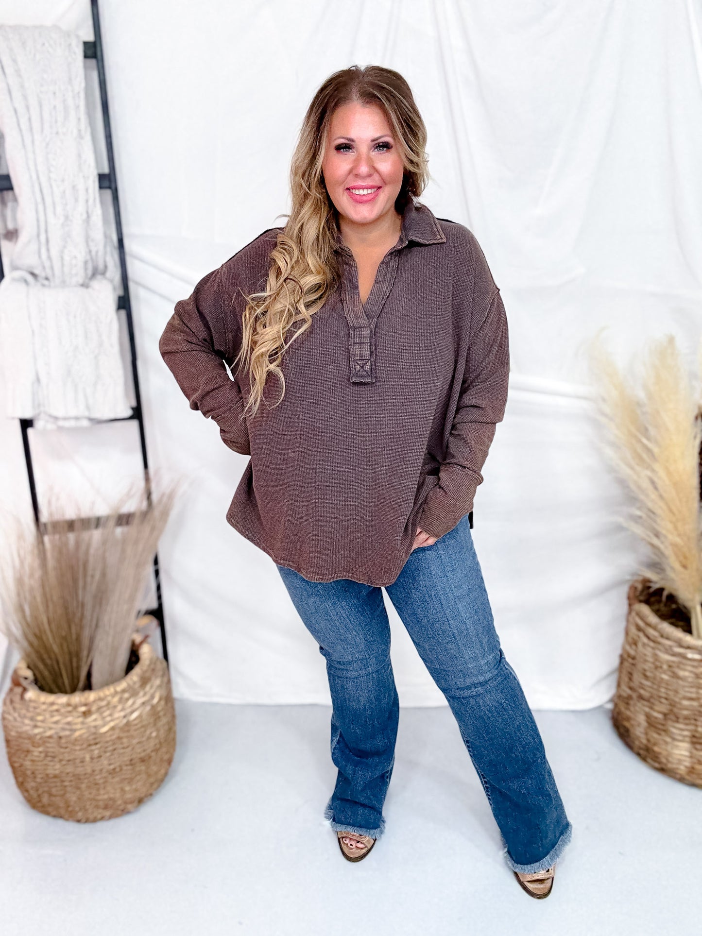 Waffle Knit V-Neck Long Sleeve Top In Espresso Brown