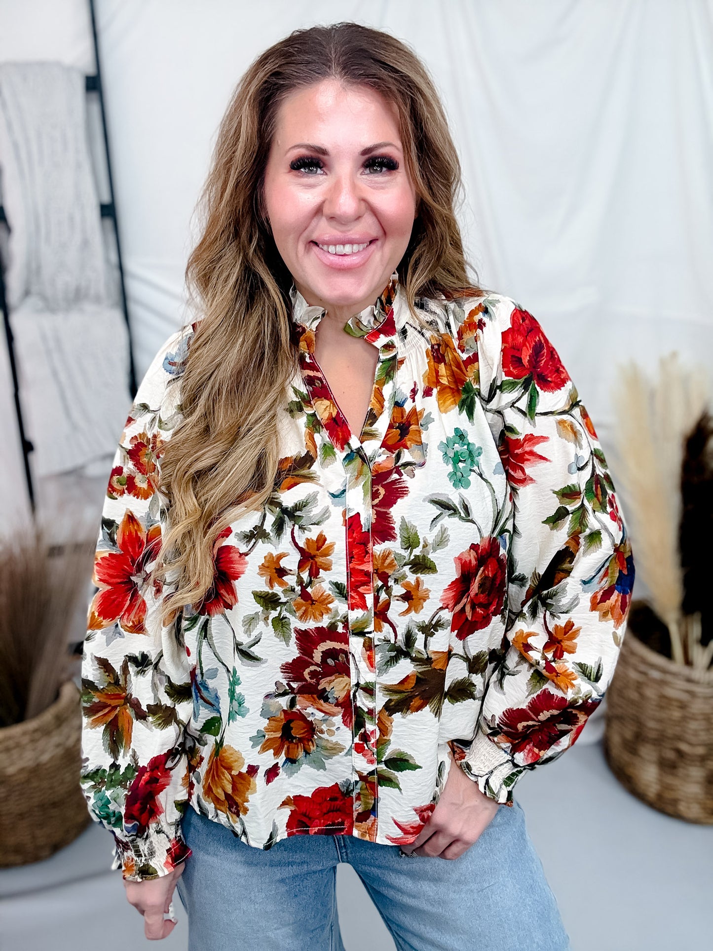 Vintage Inspired Floral Print Button Front Top In Ivory
