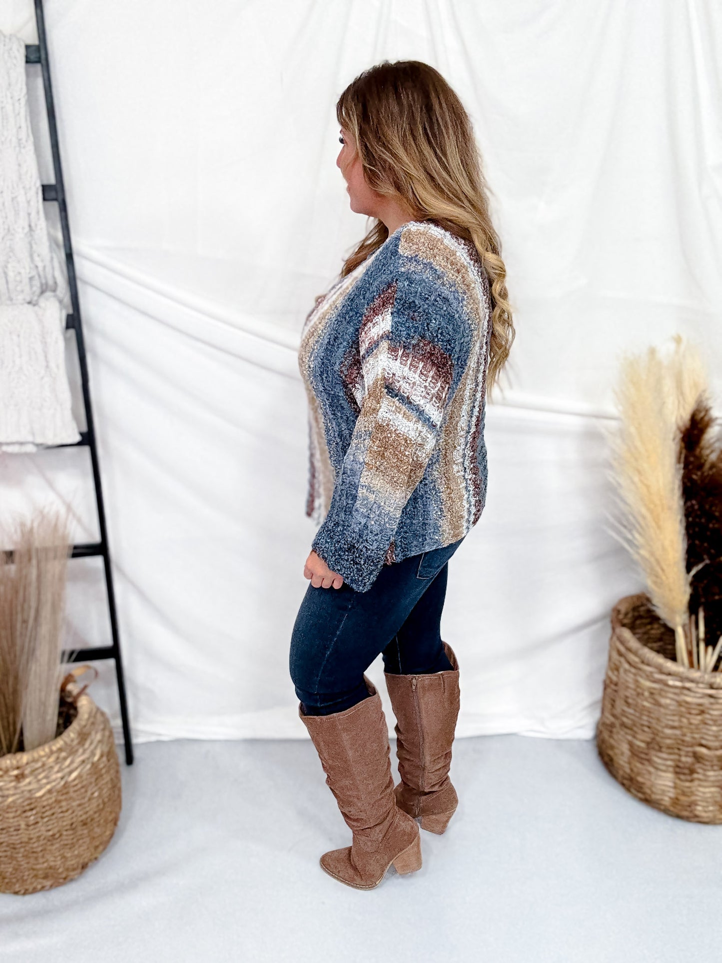 Vertical Striped Boat Neck Sweater In Navy