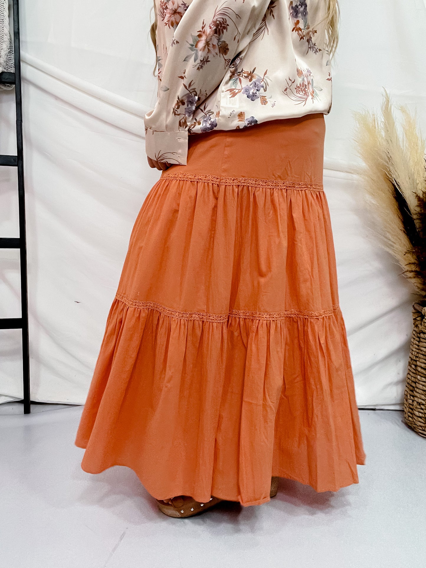 Apricot Lace Trimmed Long Elastic Waist Skirt