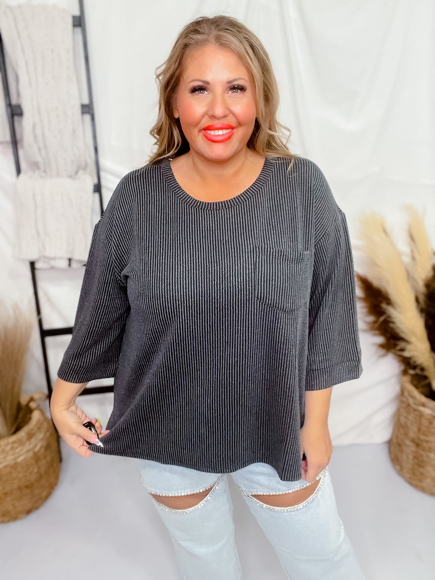 Ribbed Tunic Top W/ Front Pocket & 3/4 Sleeves