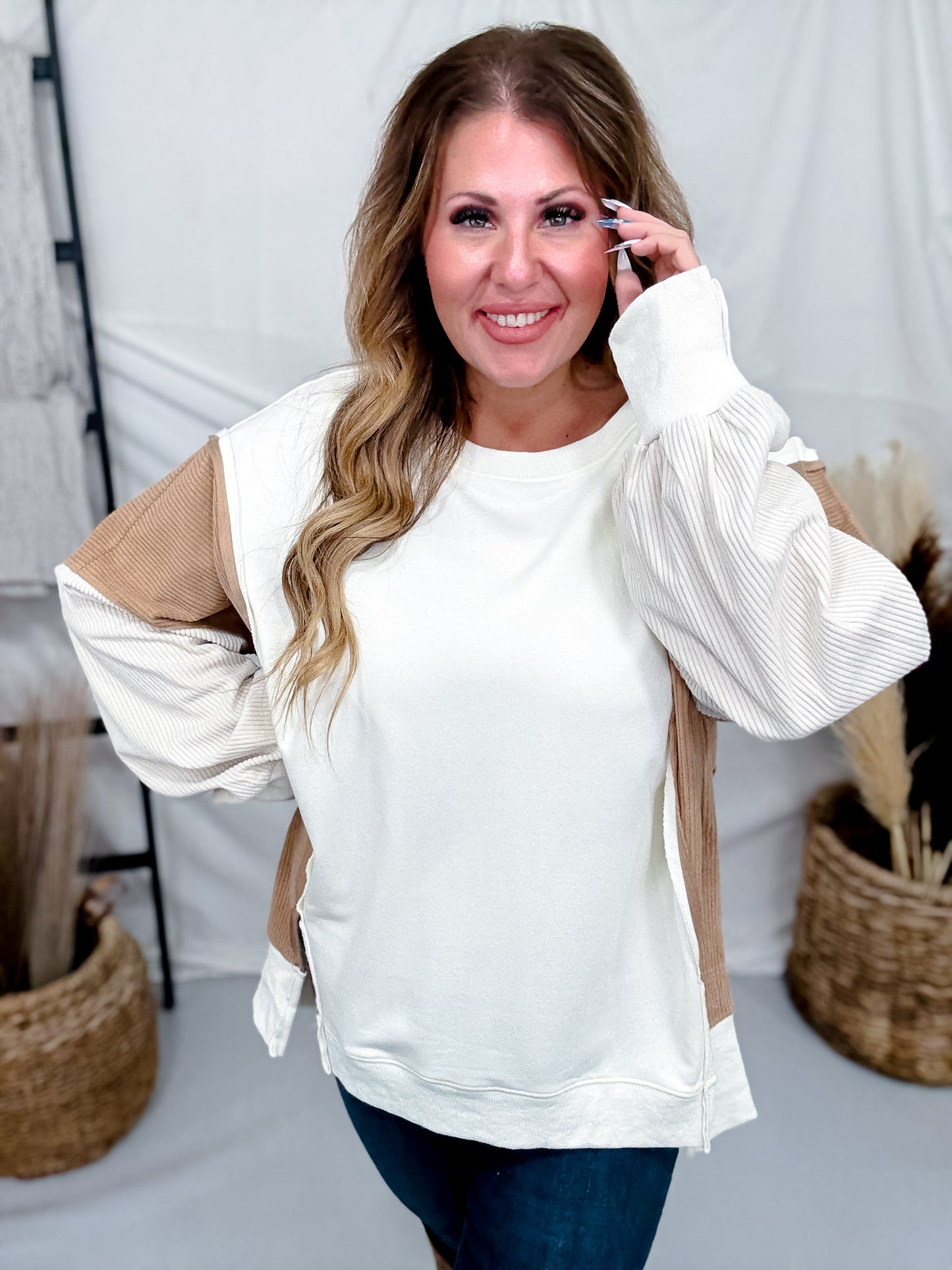 Ivory Pullover Sweater With Ribbed Color Block Sleeves