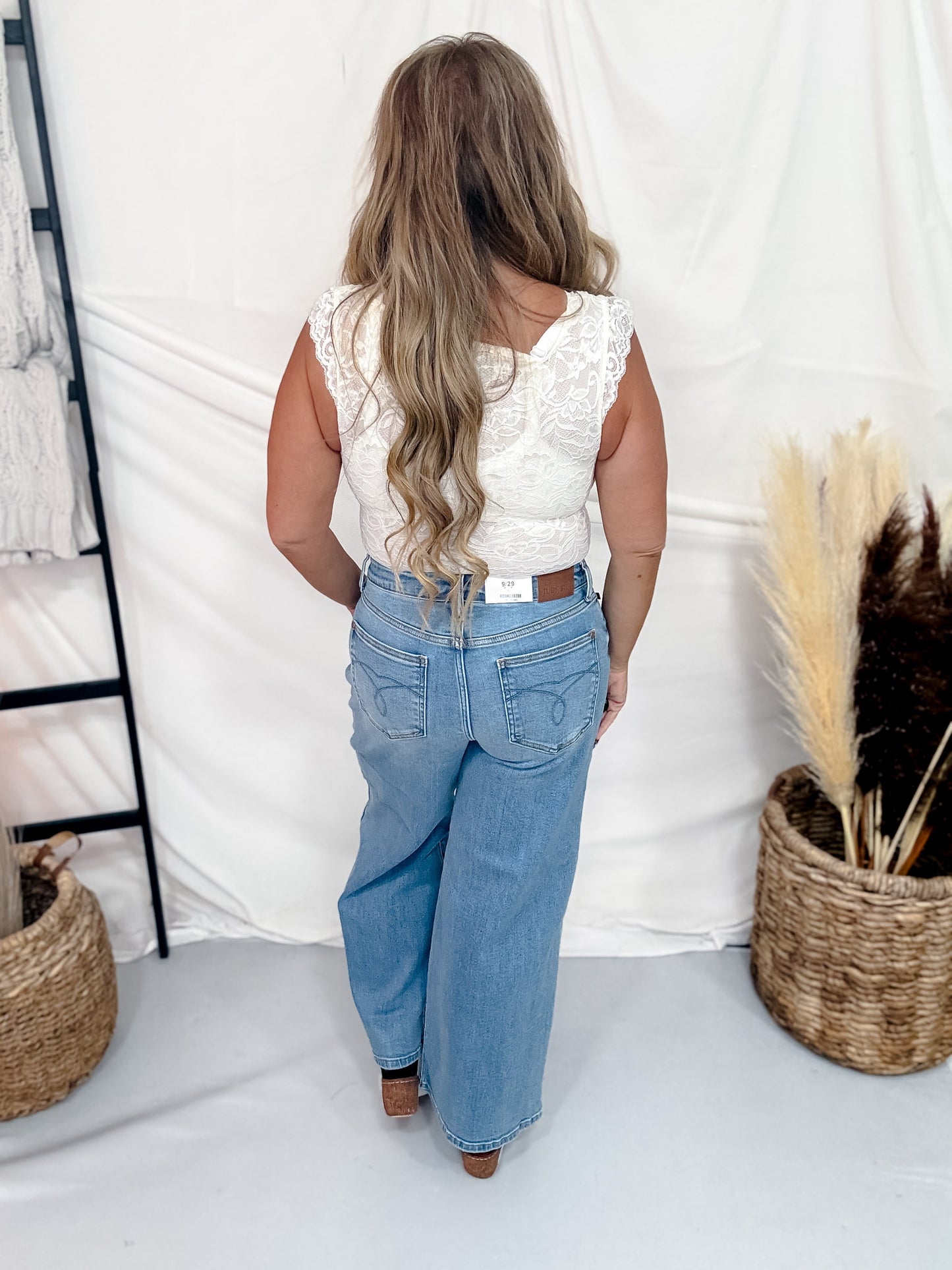 Judy Blue Mid Rise Wide Leg Ankle Length Jeans
