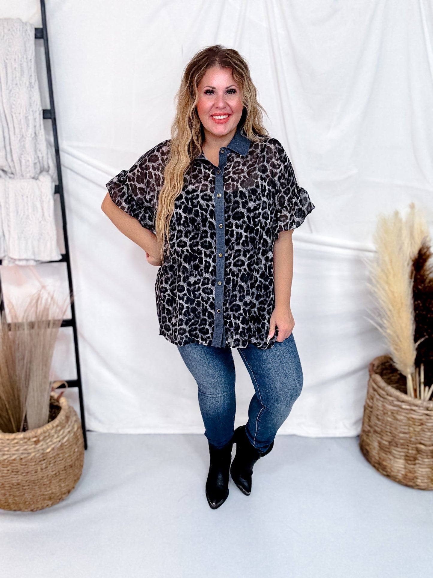 Short Ruffle Sleeve Leopard Chiffon Top