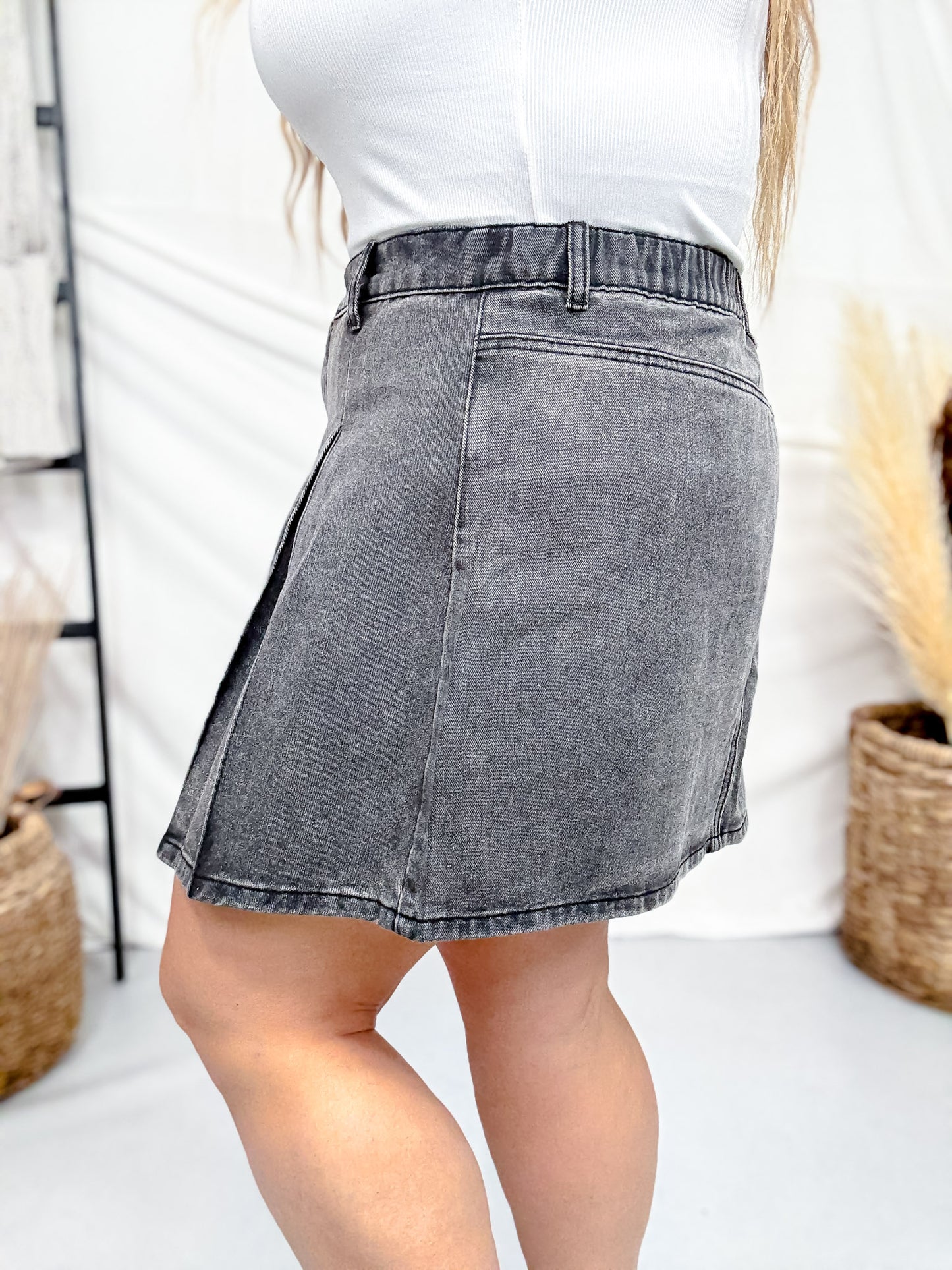 Black Box Pleated Washed Denim Skirt