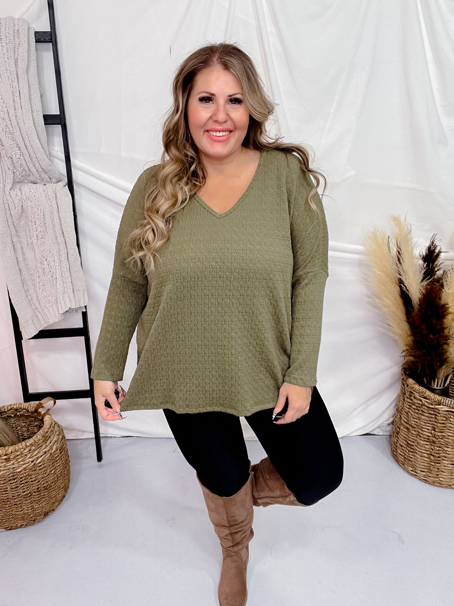 Olive Textured 3/4 Sleeve Keyhole Top