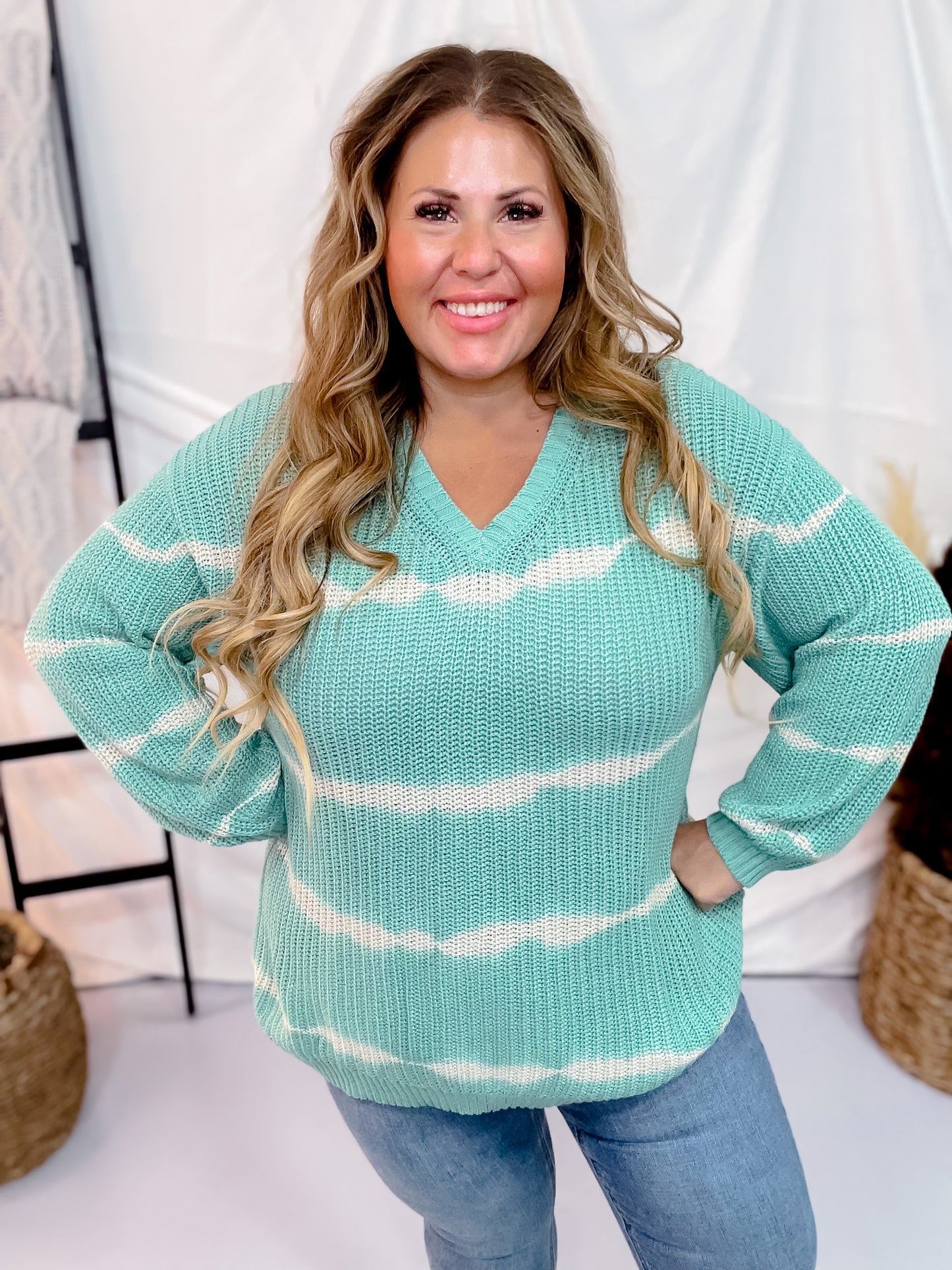 Knit Long Sleeve V-Neck Top with Tie Dye Stripes in Mint