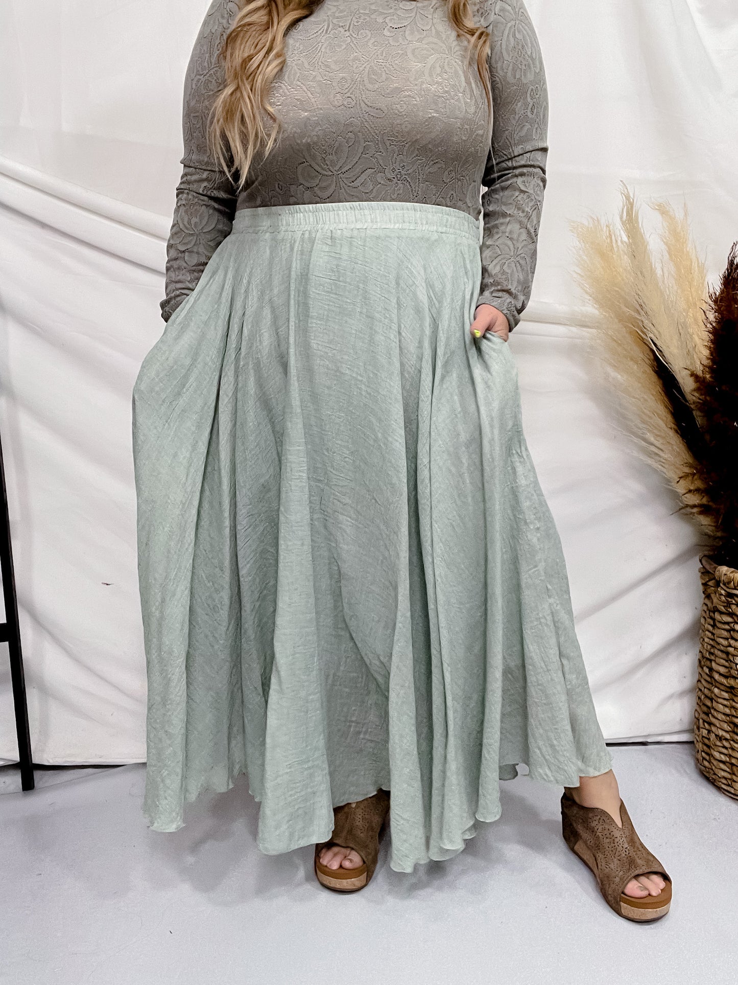 Sage Maxi Skirt W/ Side Pockets