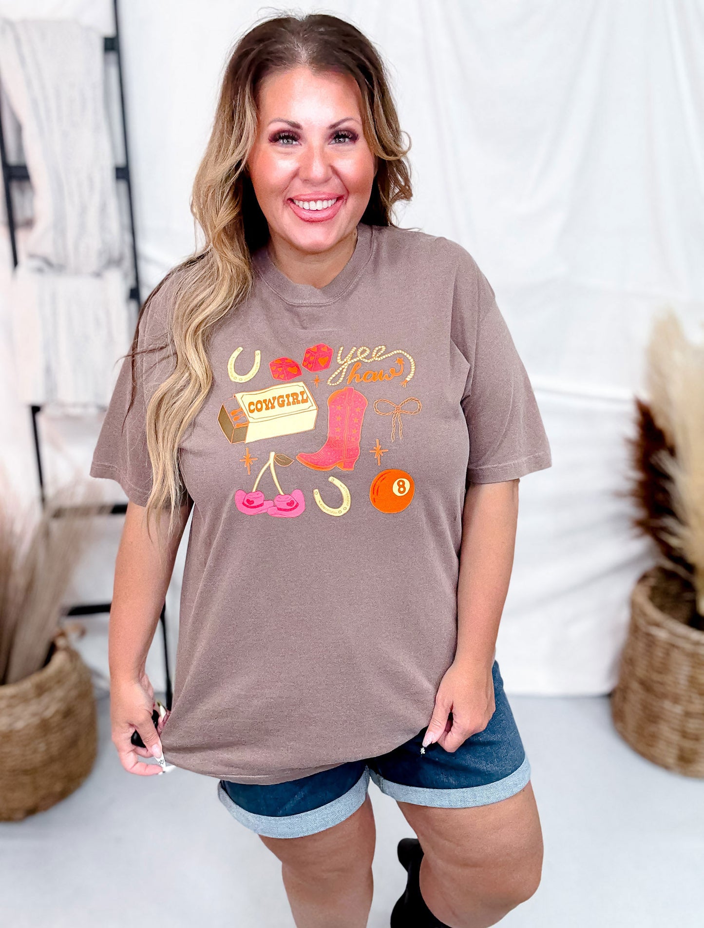 Vegas Cowgirl Vibes Graphic T-Shirt