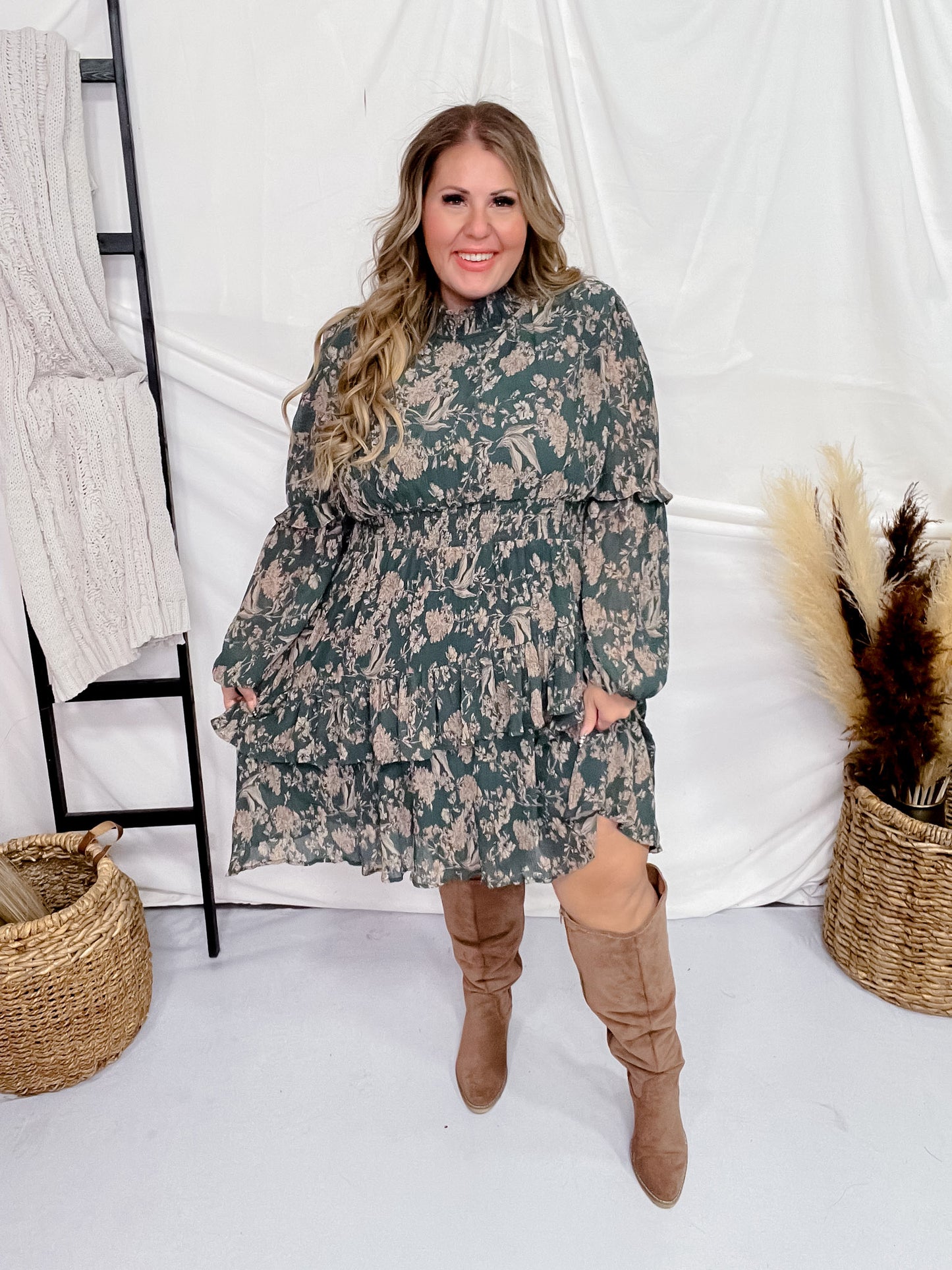 Vintage Smocked Neckline Pleated Green Dress