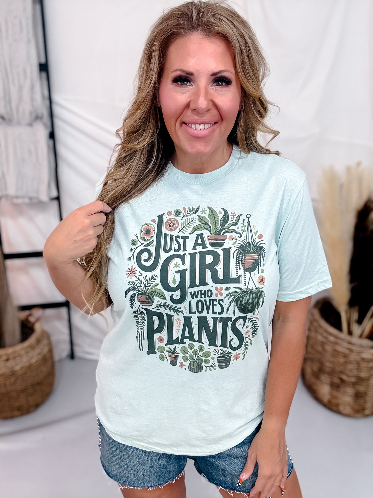 Just A Girl Who Loves Plants Graphic Tee