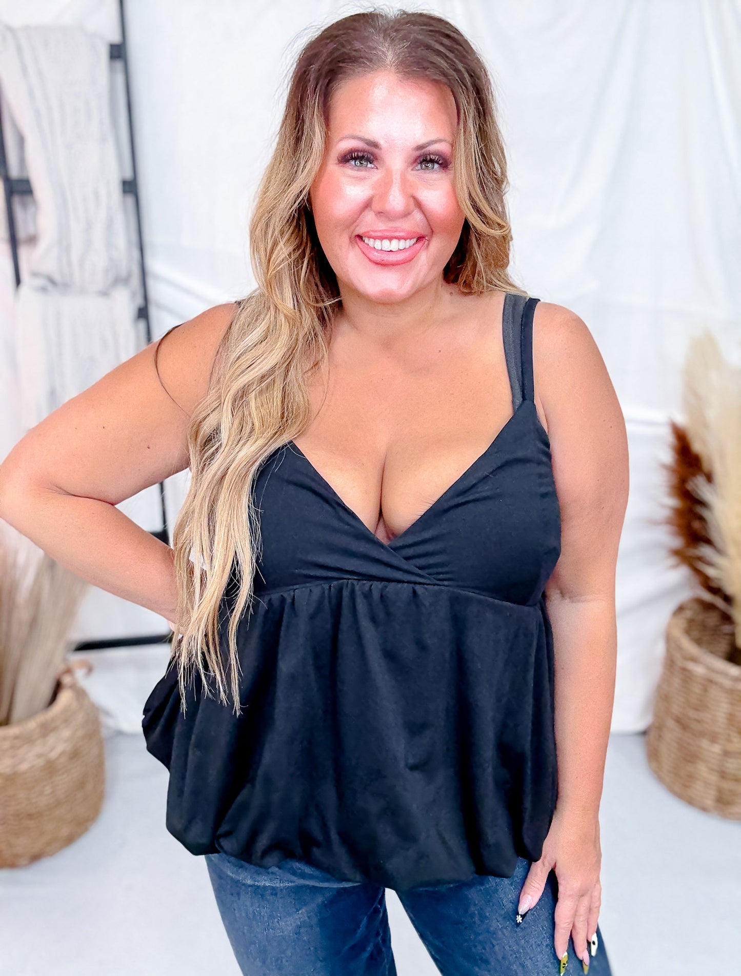 Black Bubble Hem Tank Top With Square V-Neck