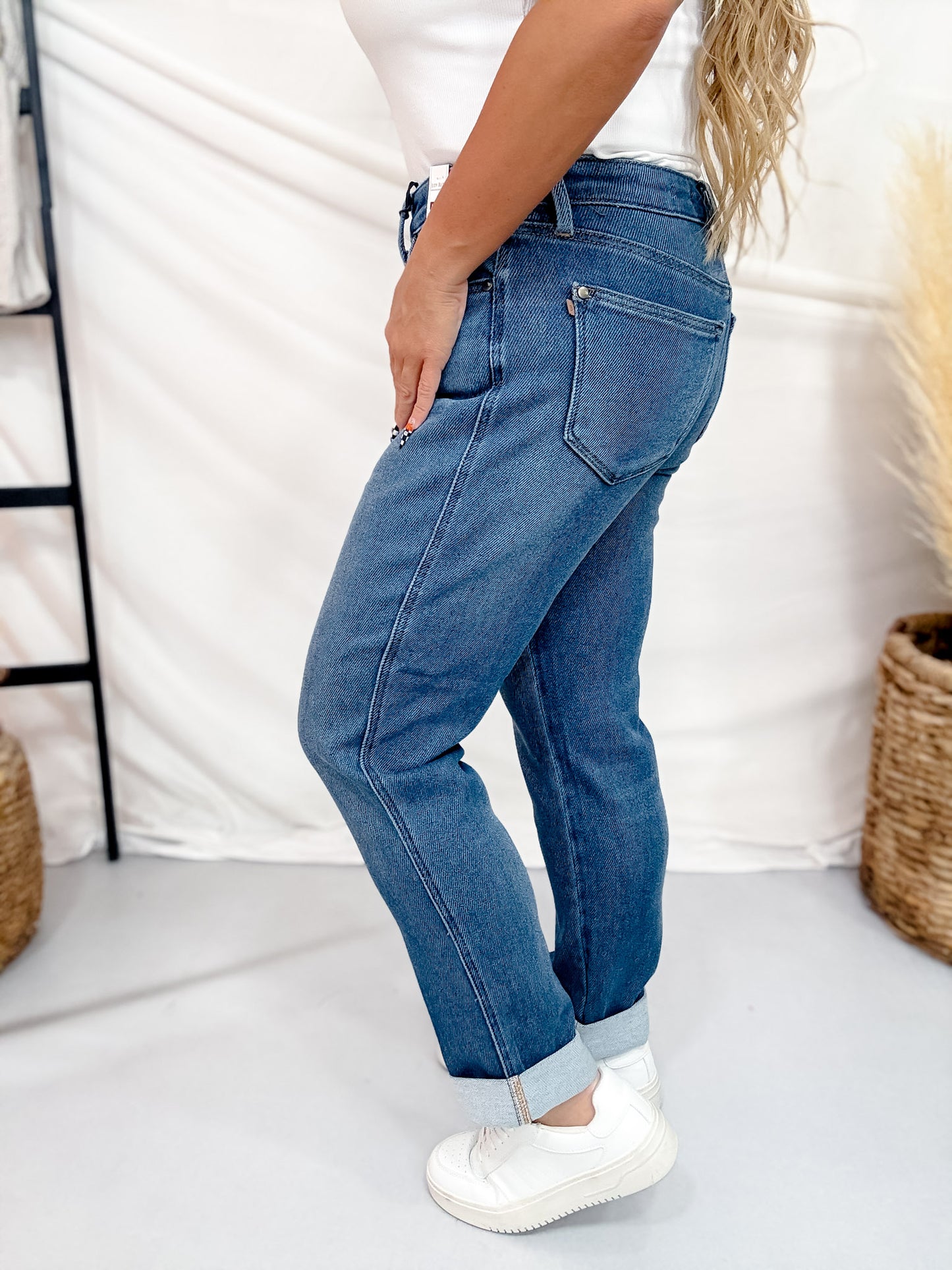 Judy Blue Mid Rise Indigo Knit Boyfriend Jeans