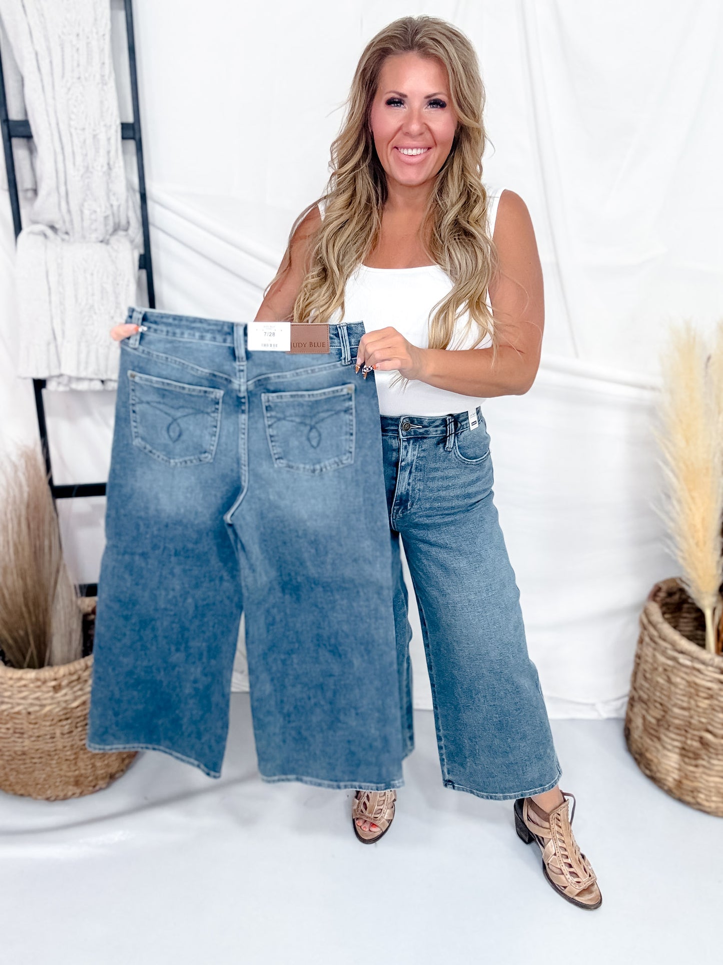 Judy Blue High Waist Wide Leg Cropped Jeans In Quarry Fade