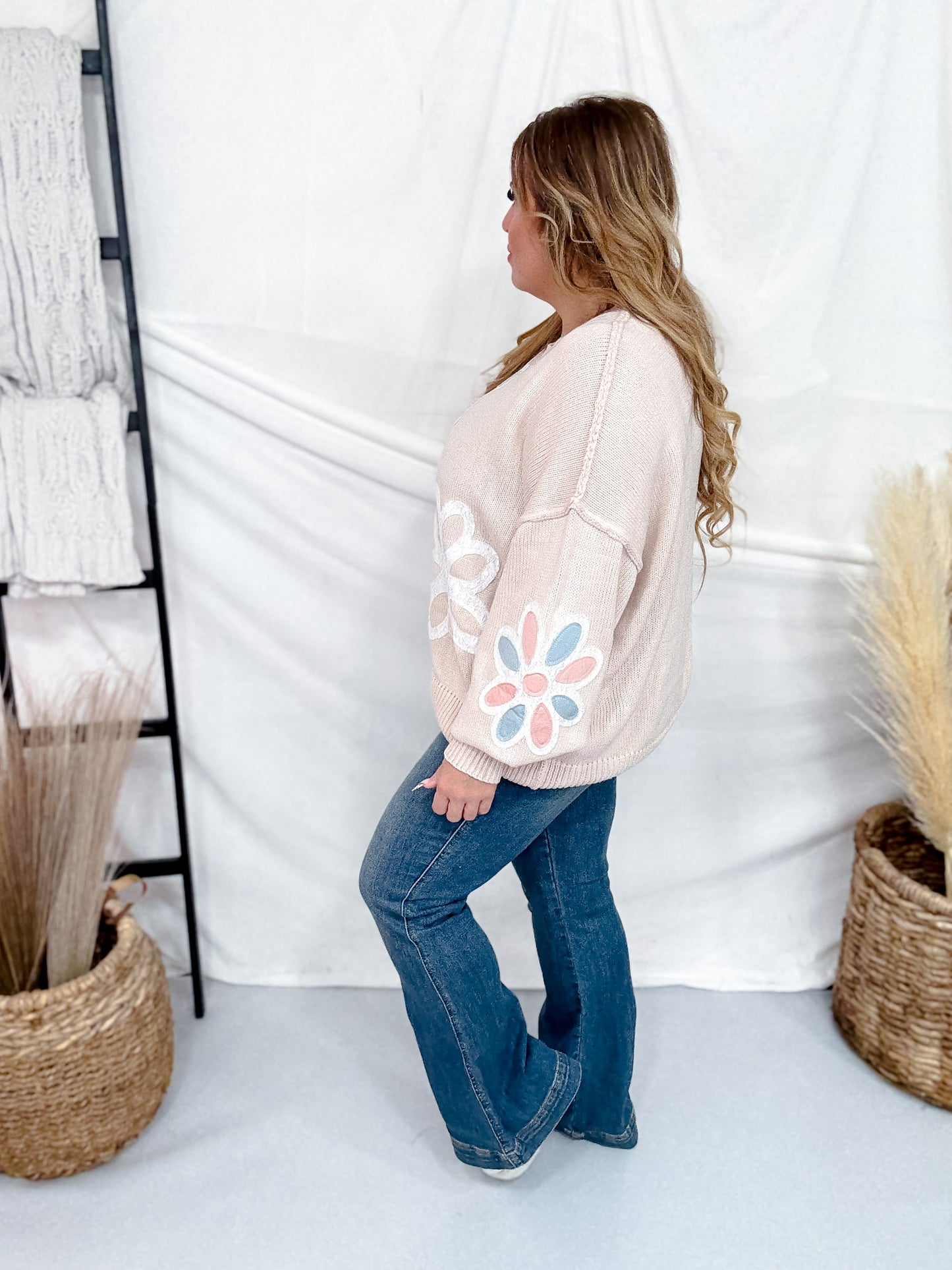 Long Sleeve Patchwork Floral Pullover Sweater