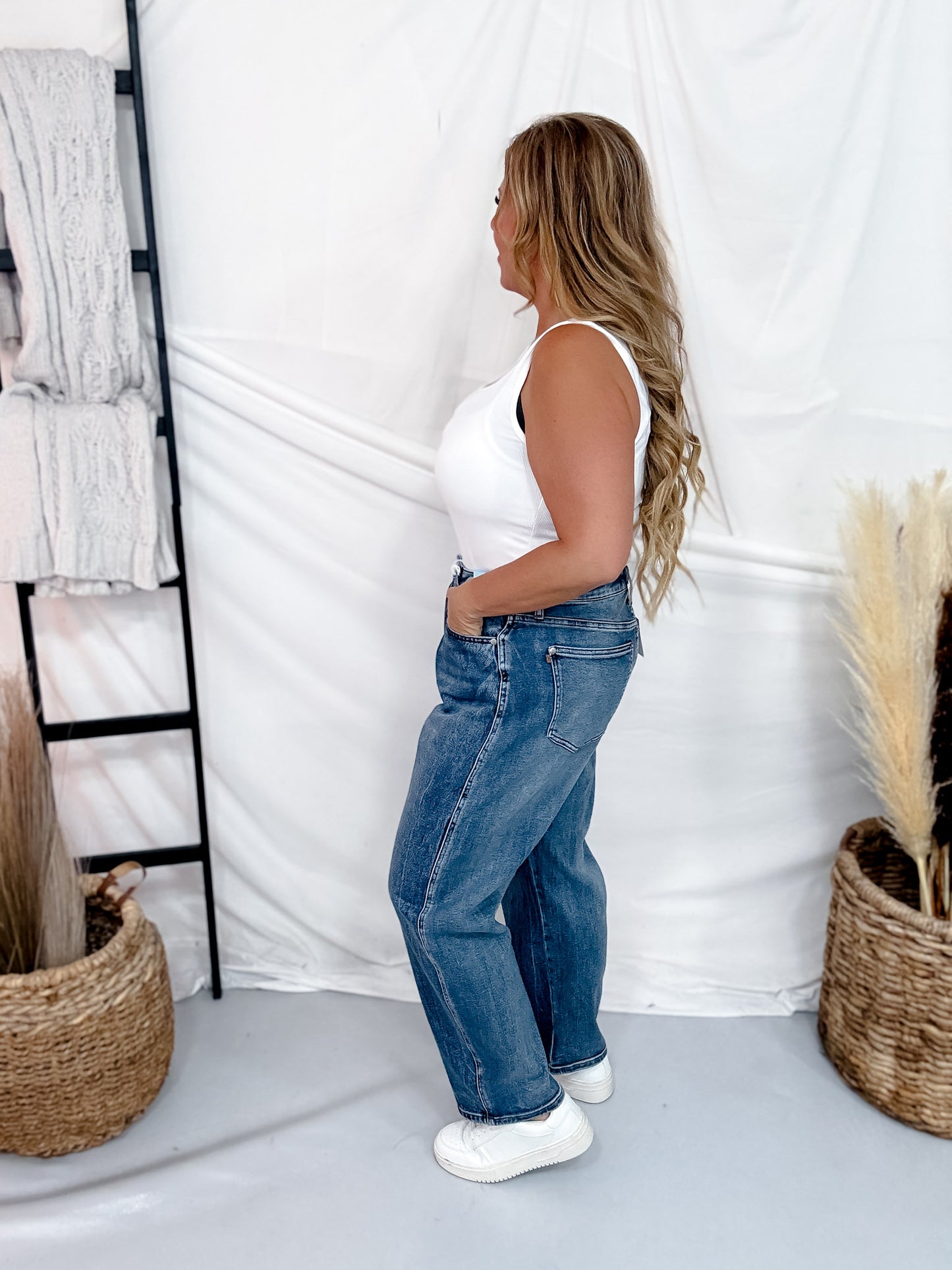 Judy Blue Petite High Waist Rigid Magic Arc Leg Jeans