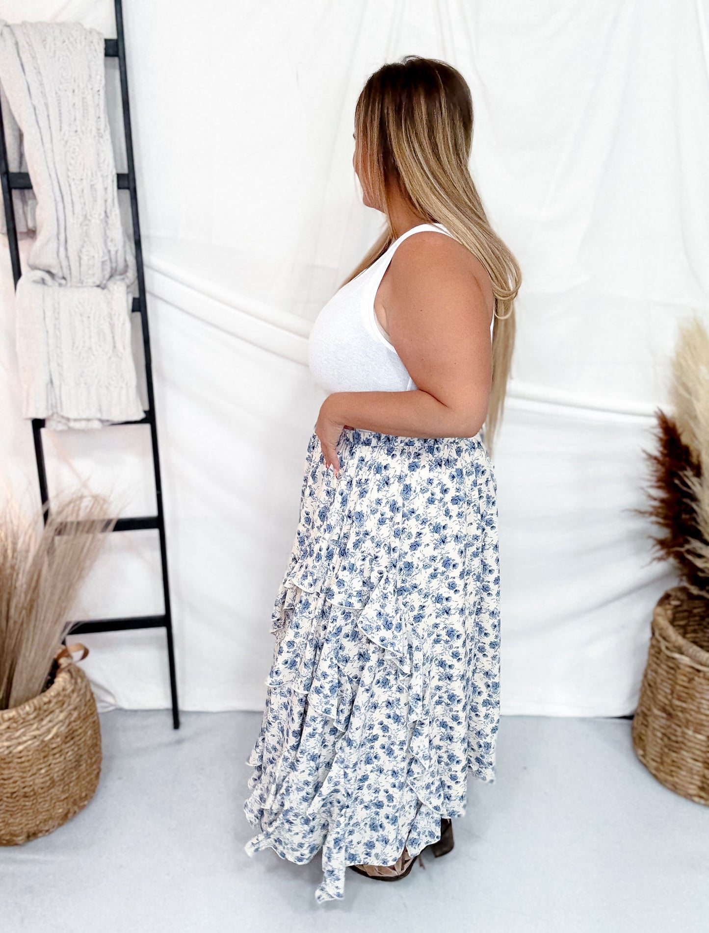 Floral Print Maxi Skirt W/ Elastic Waistband & Tiered Ruffle Detail
