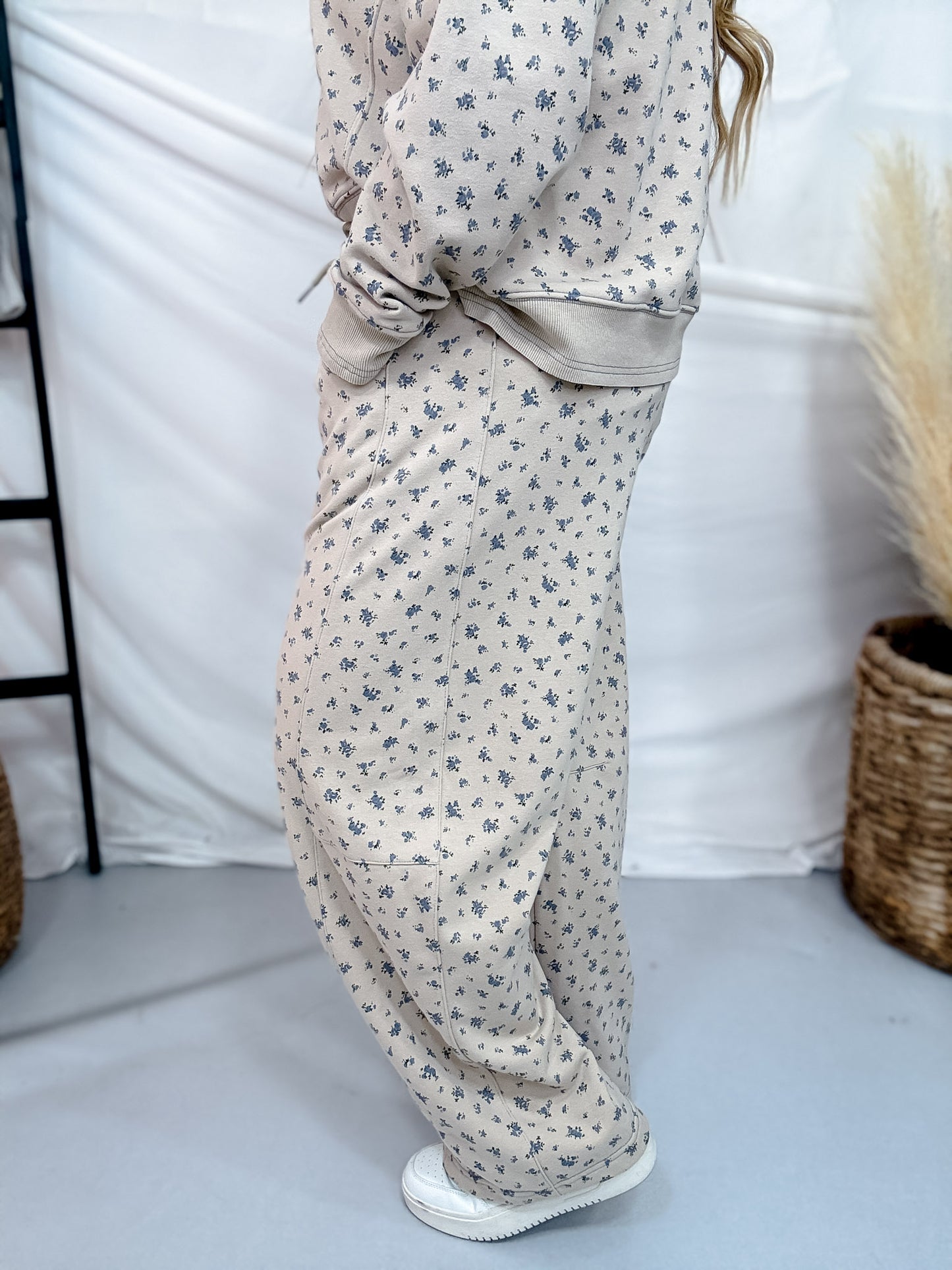 Beige & Blue Floral Print Straight Leg Lounge Pants