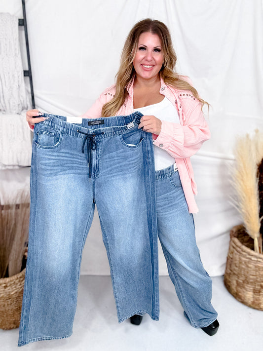 Judy Blue High-Waist Feather-Weight Wilhemina Elastic Waist Band Jeans