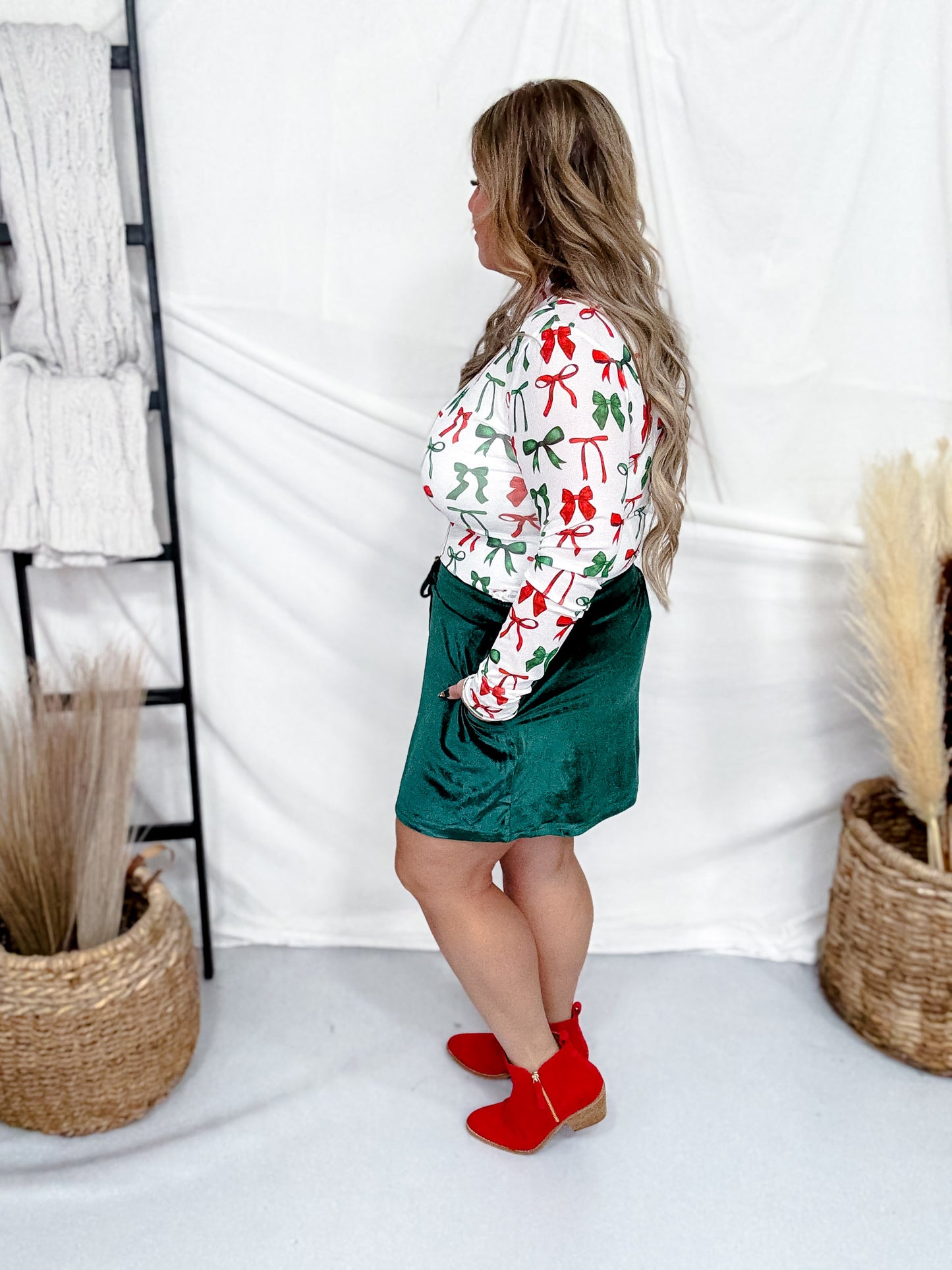 Keigan Mesh Midnight Bow Christmas Edition Top