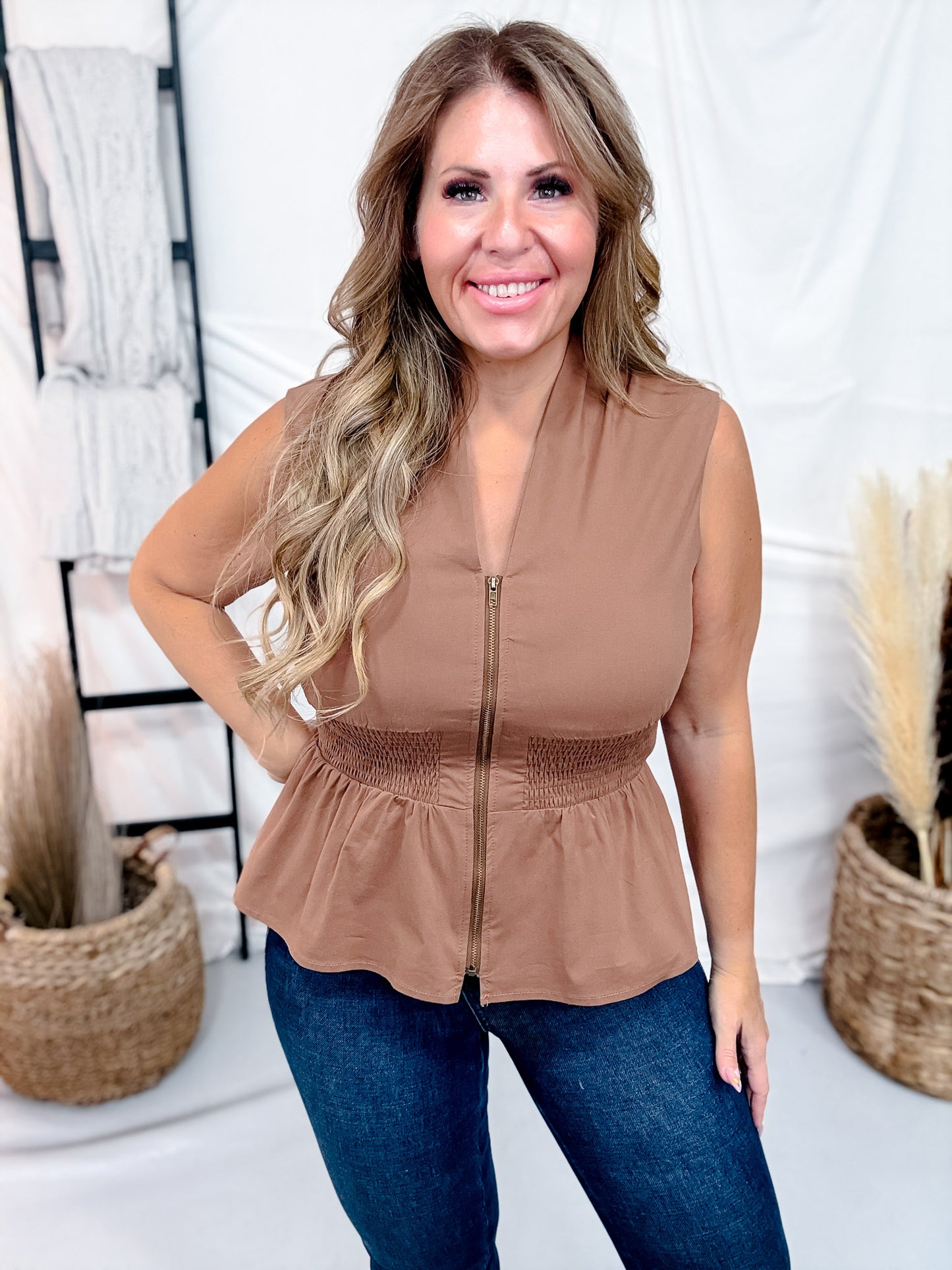 Sleeveless Zipper Front Peplum Top In Mocha
