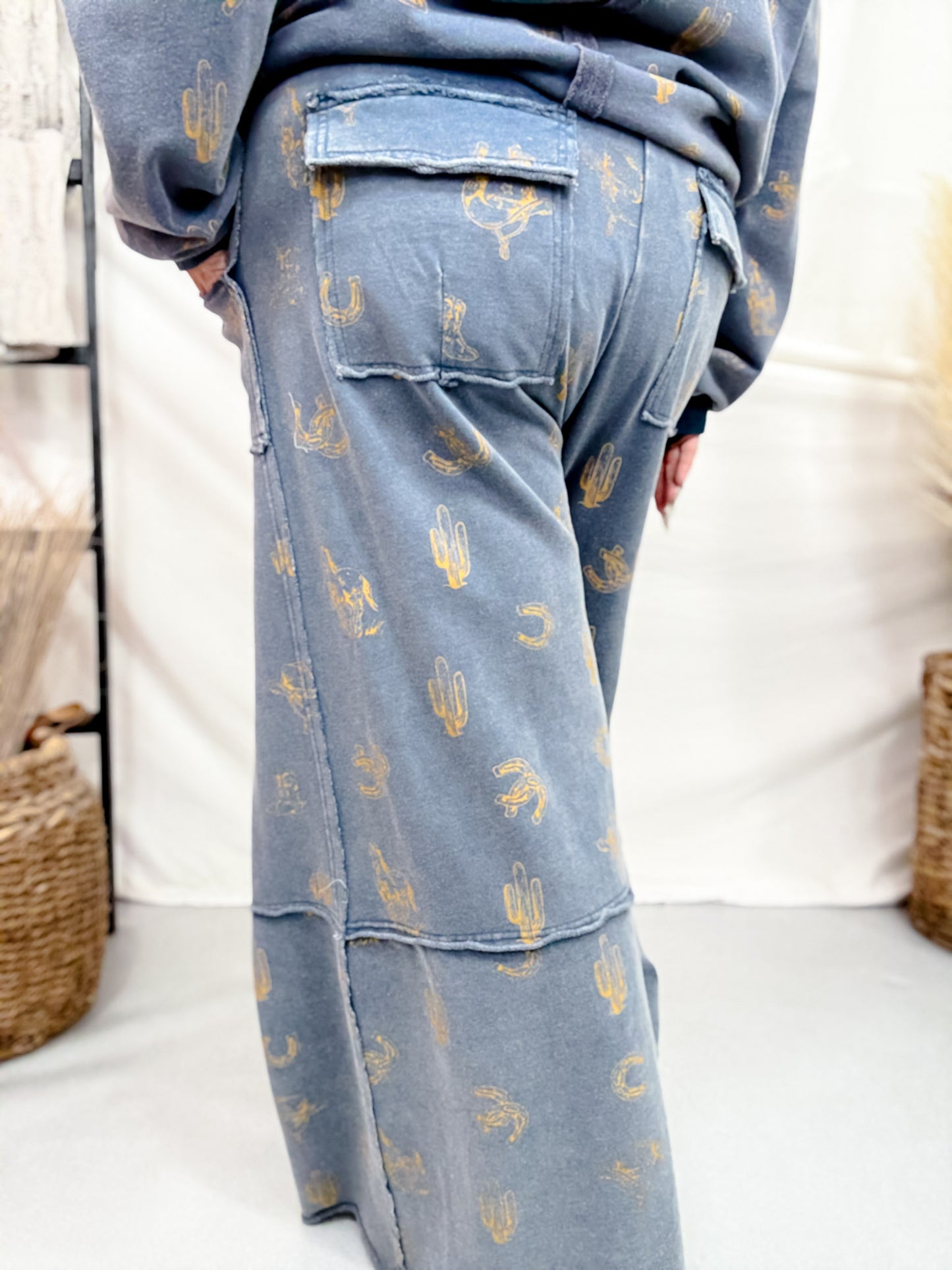 Western Print Washed Terry Drawstring Waist Pants
