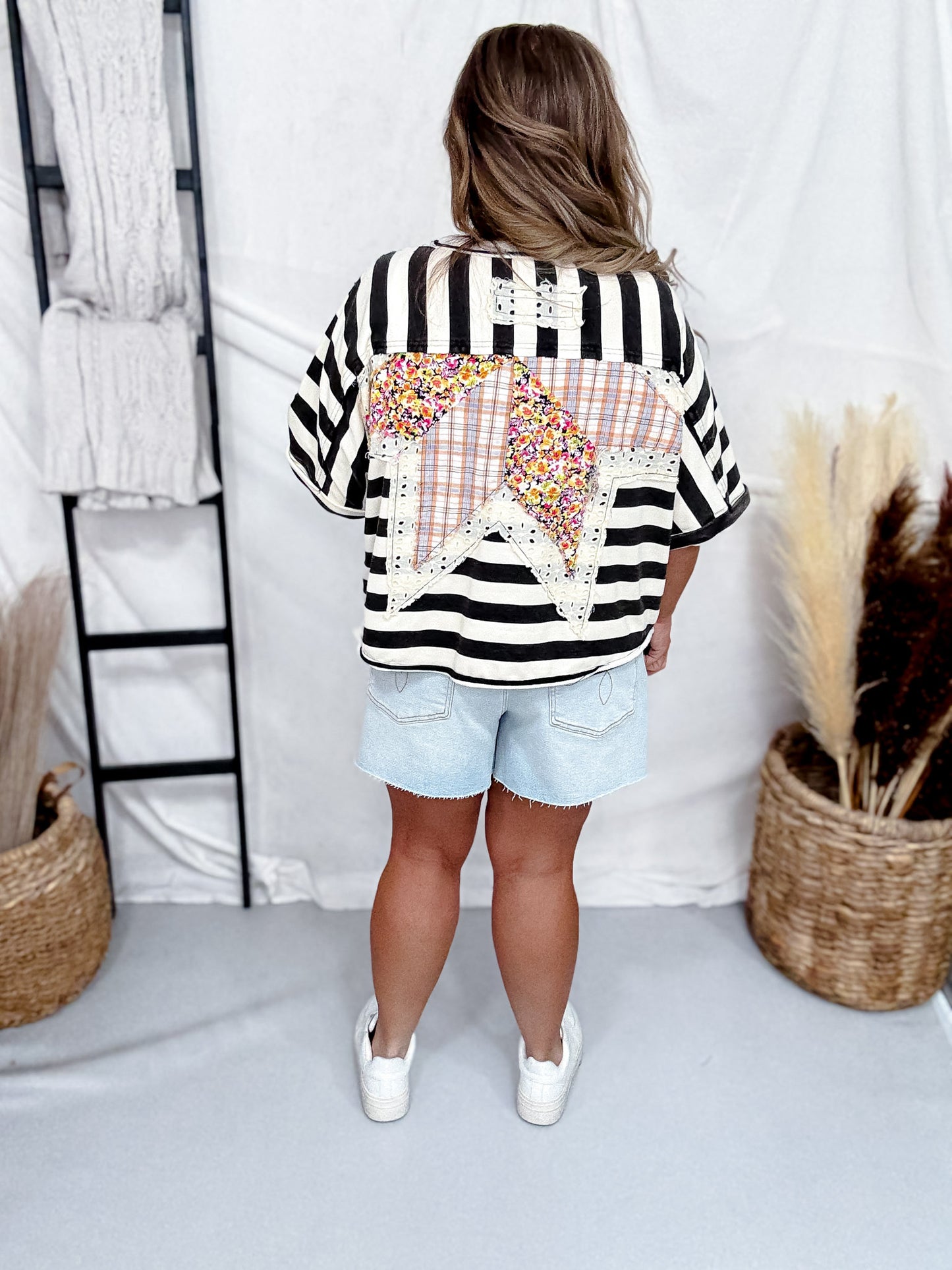 Star Patch Stripped Short Sleeve Crop Top