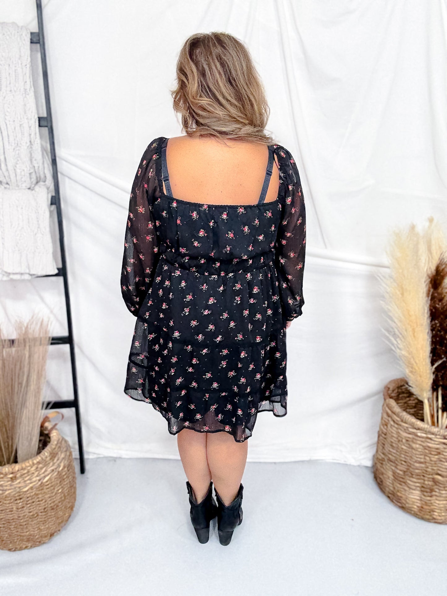 Black Floral Print Dress With Bubble Sleeves & Lace Piping