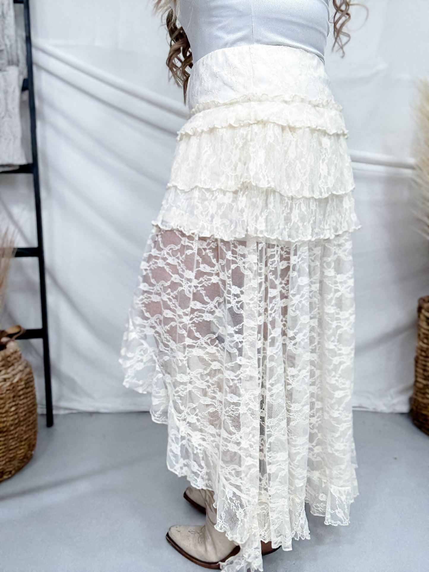 Cream Lace High-Low Ruffle Tiered Maxi Skort