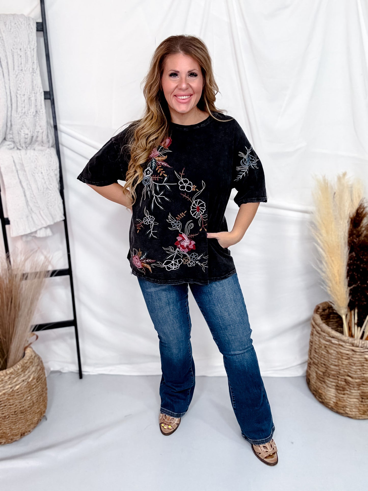 Floral Embroidered Short Sleeve Top