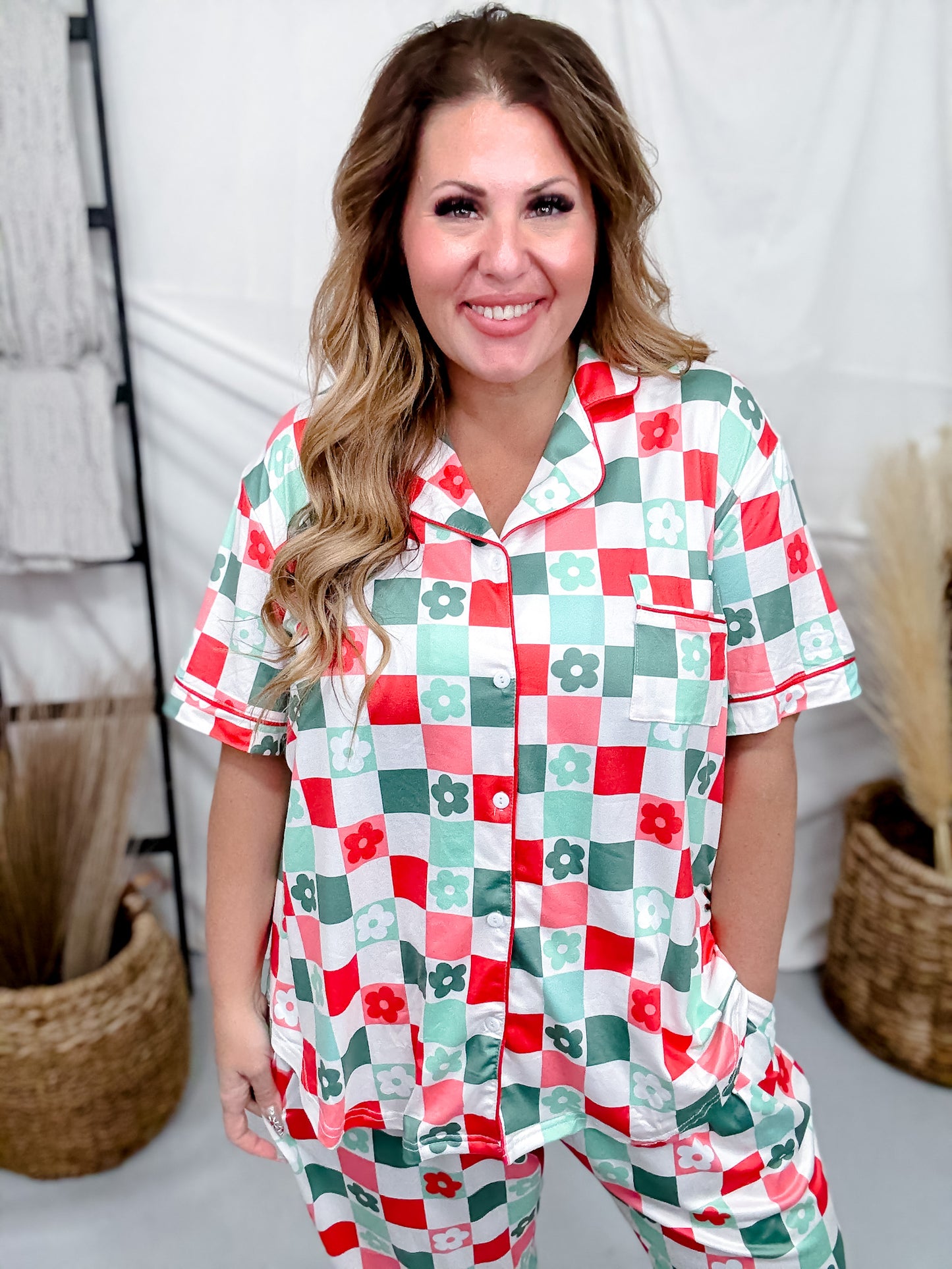 Daisy Christmas Checkered Loungewear Set