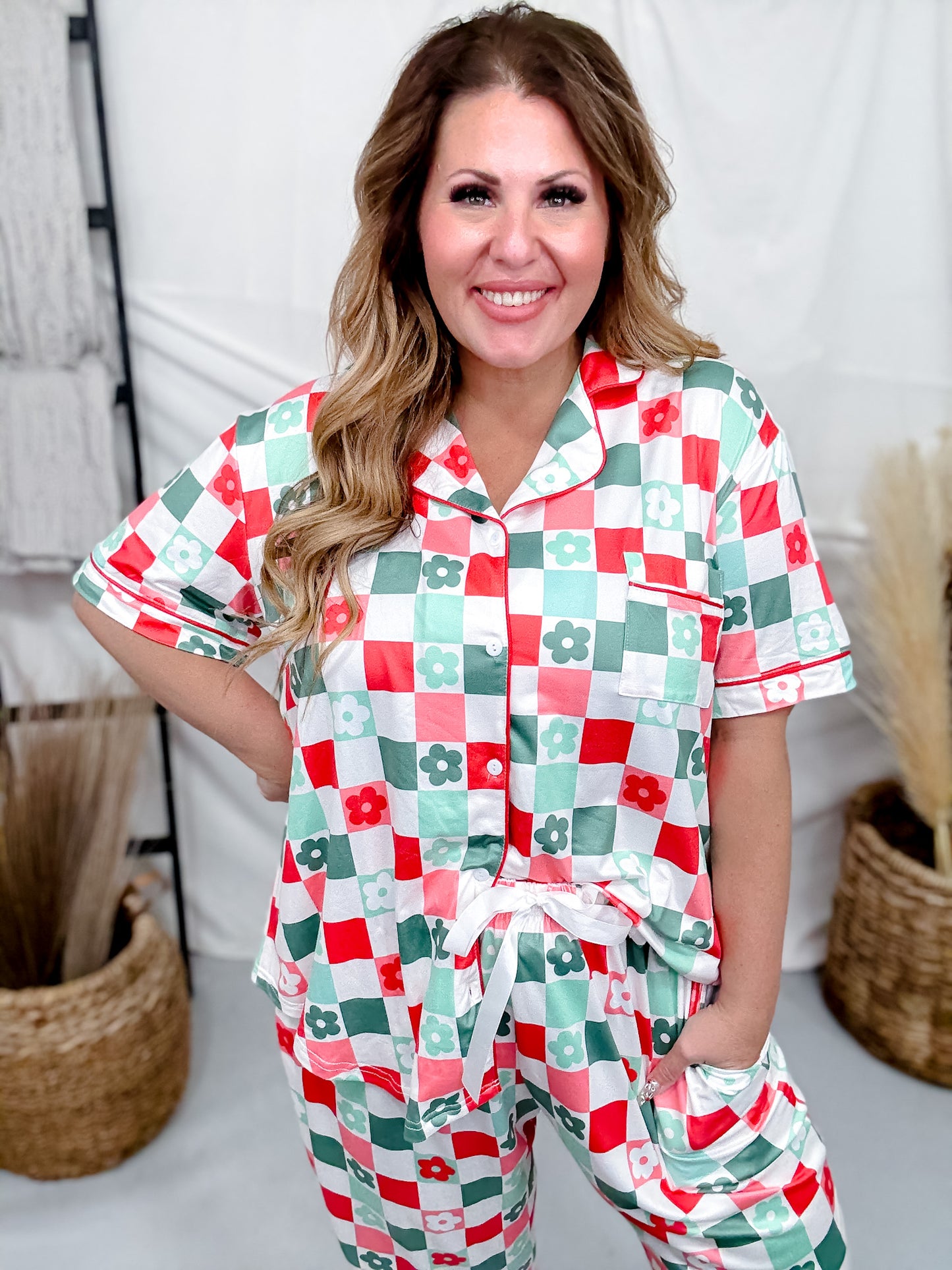 Daisy Christmas Checkered Loungewear Set