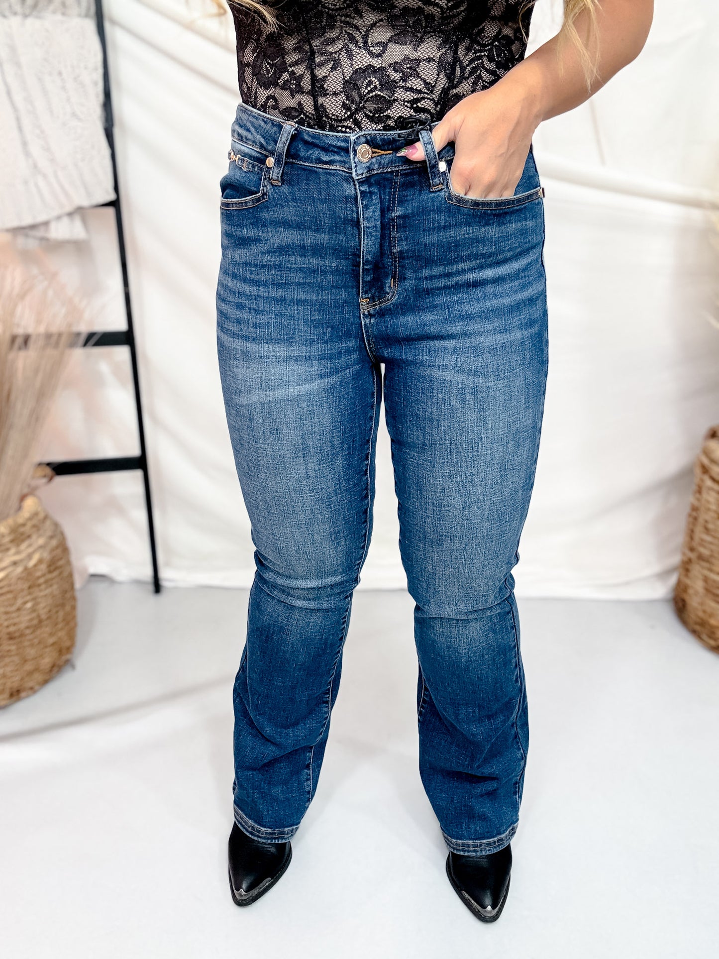 Judy Blue Bootcut Jeans W/ Horse Bit Pocket Accents
