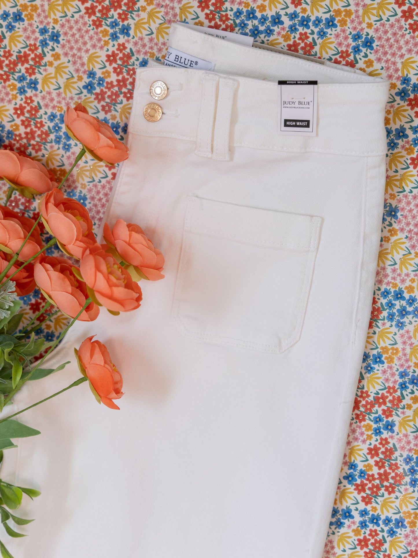 Judy Blue High-Waist White Wide Leg Crop Front Patch Pocket Jeans