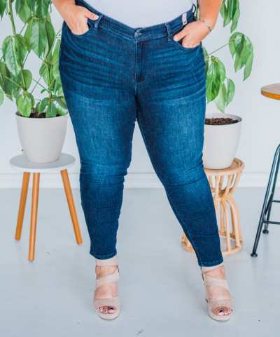 BESTSELLING DENIM