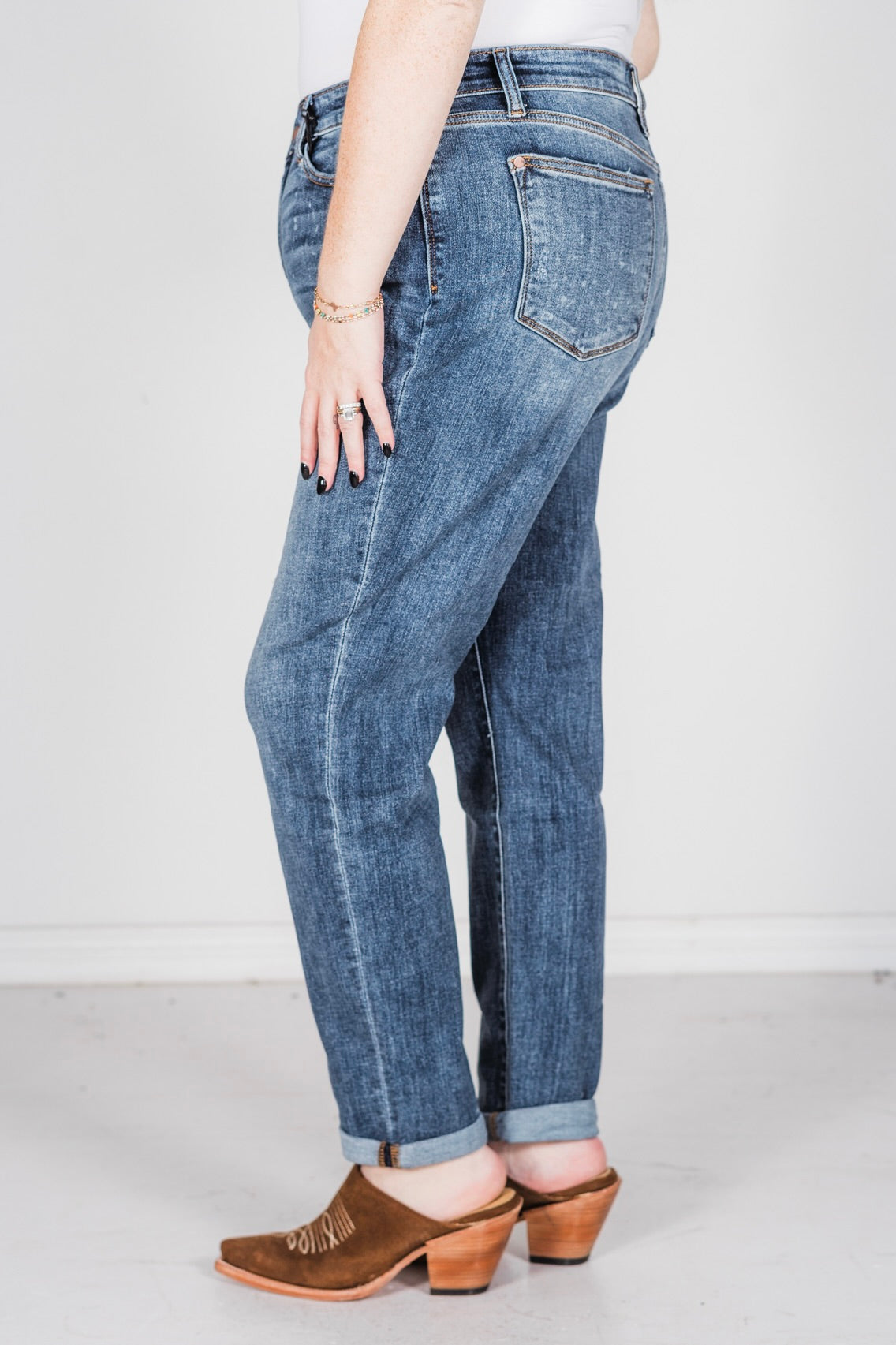 Judy Blue Bleach Splash Boyfriend Jeans