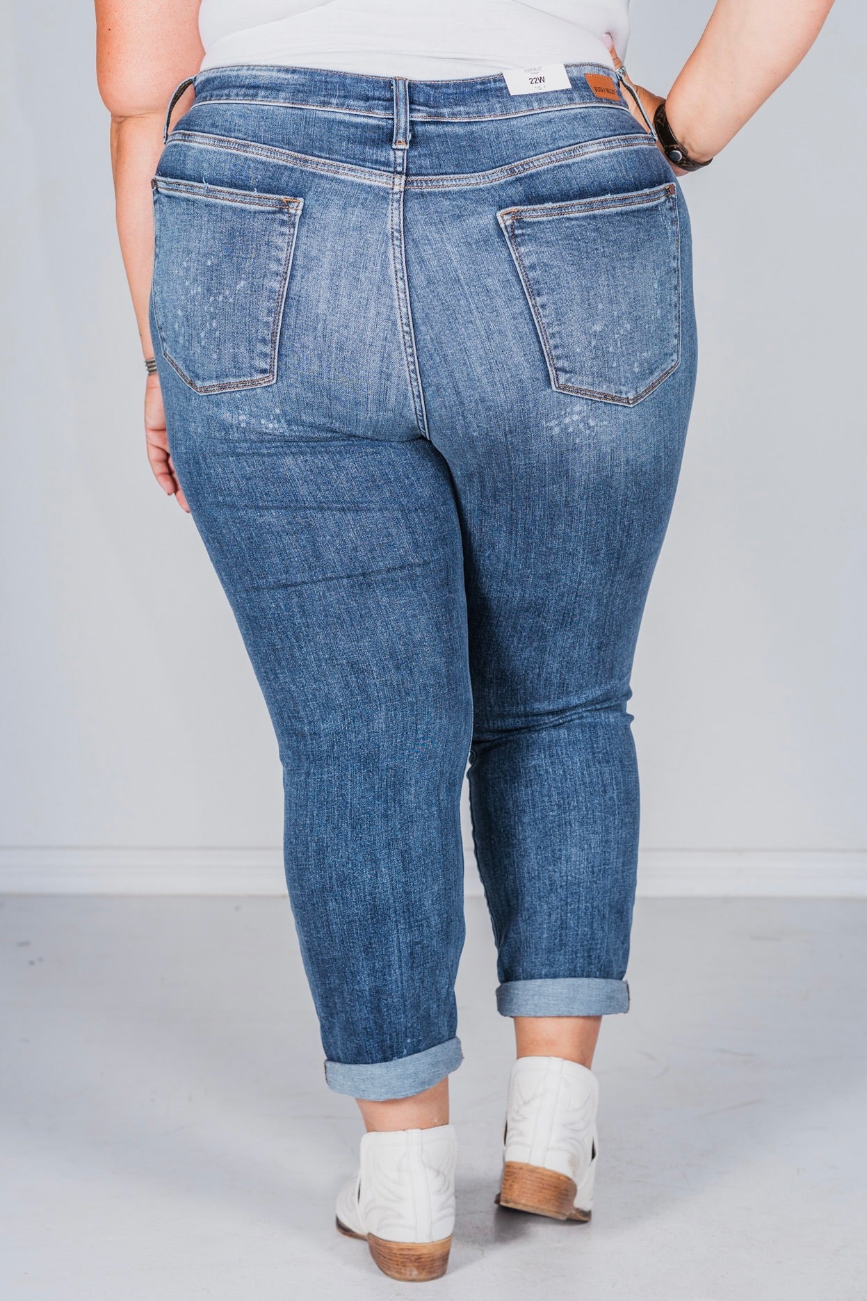 Judy Blue Bleach Splash Boyfriend Jeans